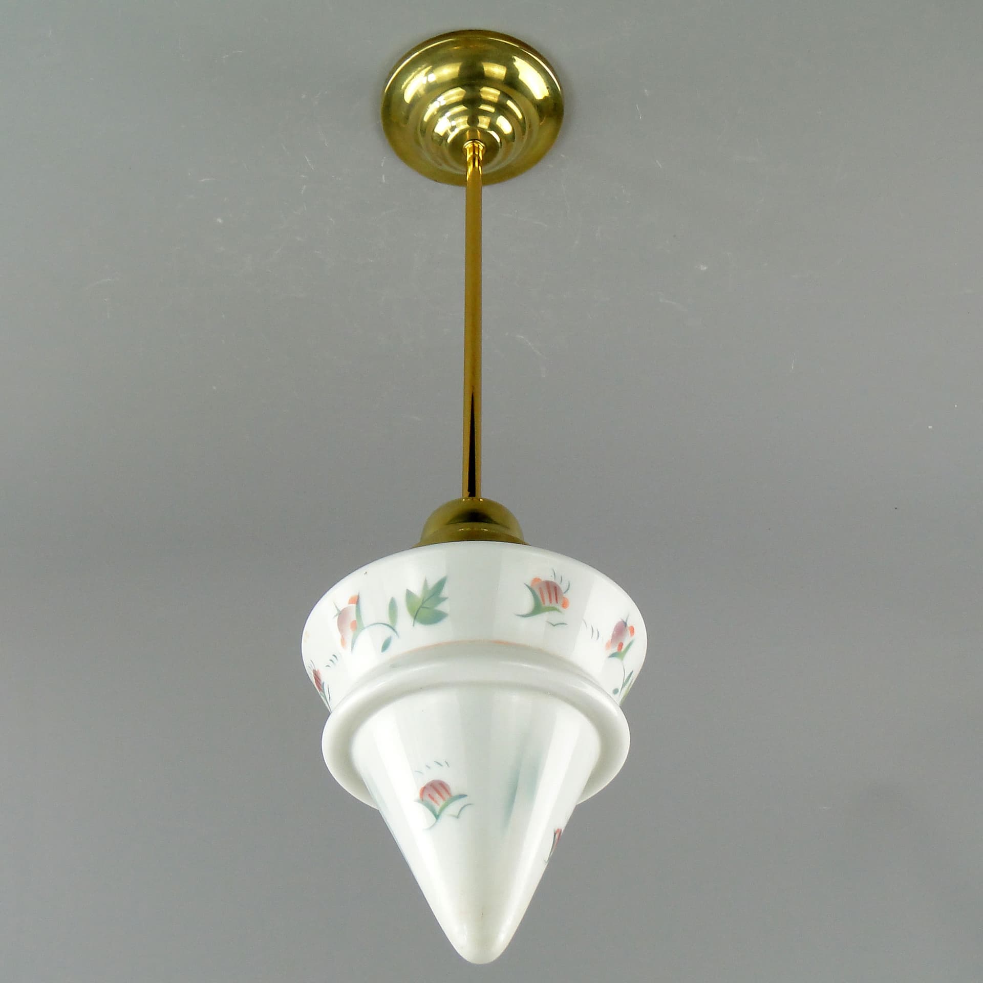 Lampa wisząca Art Deco, szkło białe, mosiądz, Polska, lata 20. - 2575