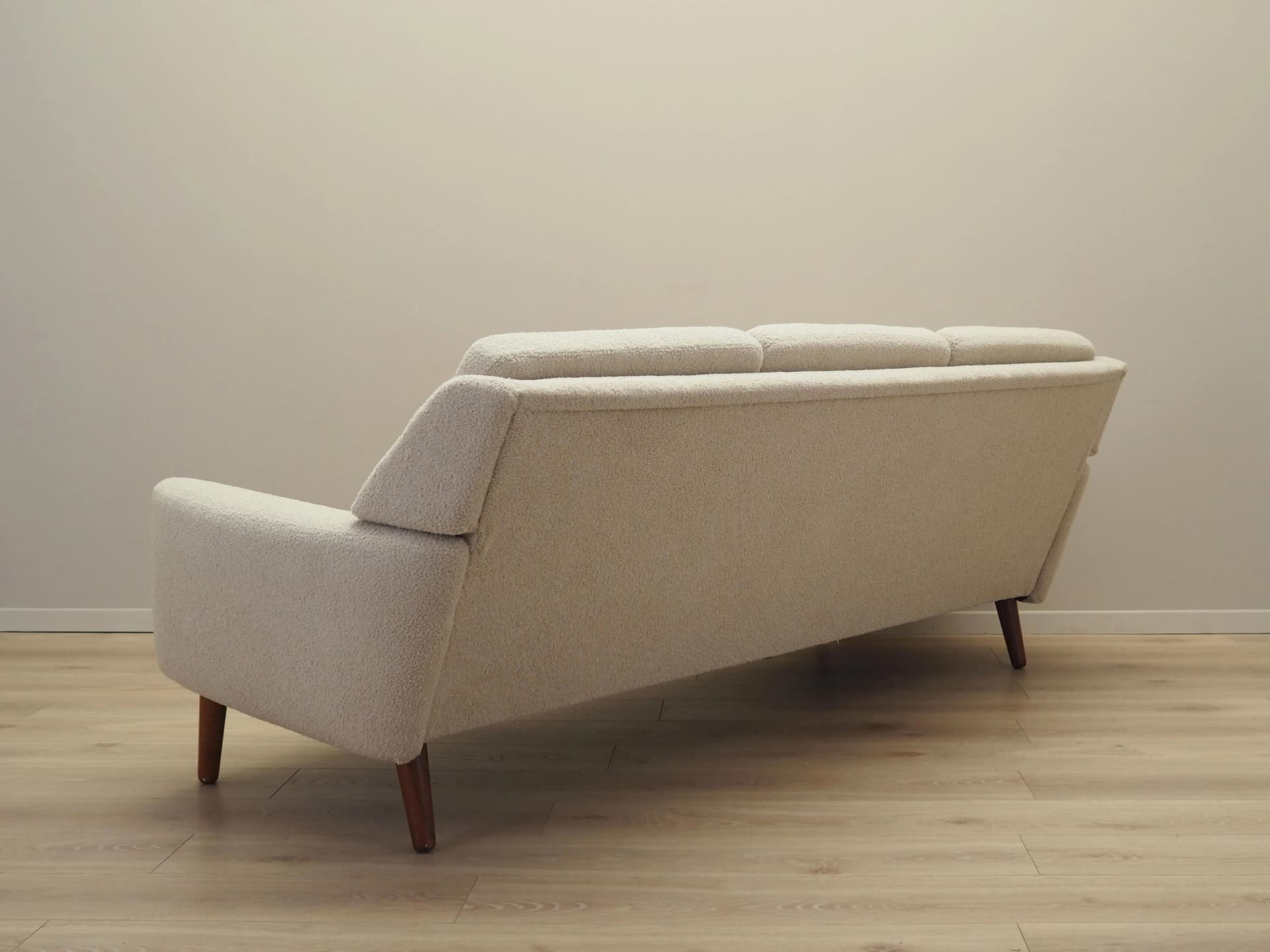 Sofa, beżowa boucle, palisander, Dania, lata 70. - 24239