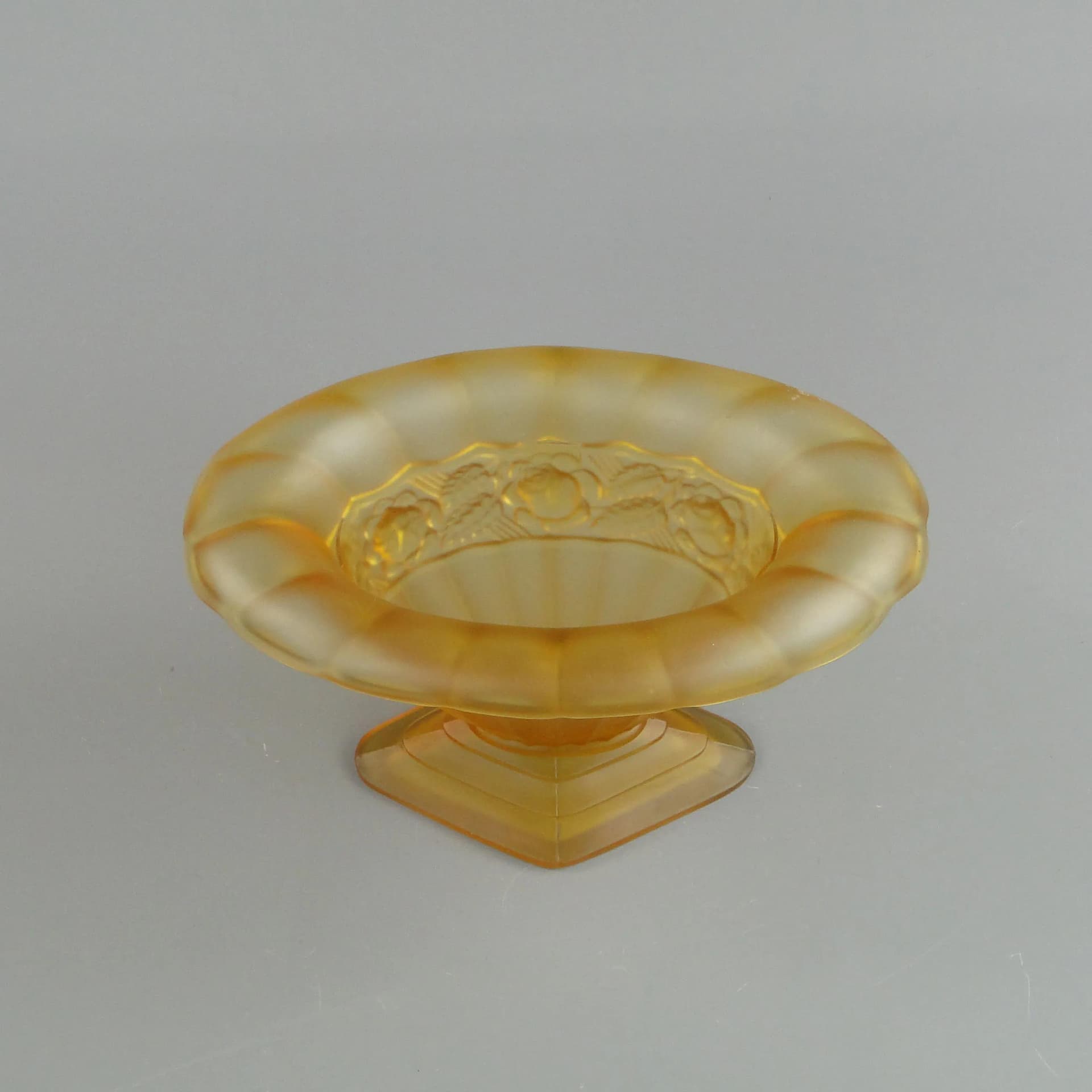 Vase Art Deco, yellow, glass, Poland, 1930s - 24525