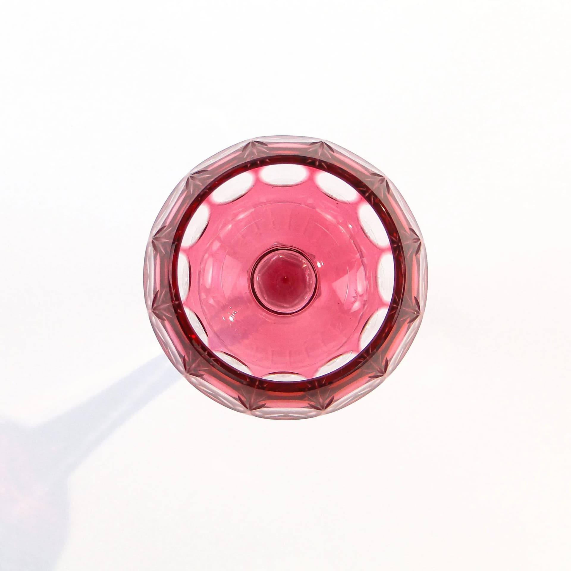 Czerwony kryształowy kielich do wina, art déco, Austria, lata 30. - 24494