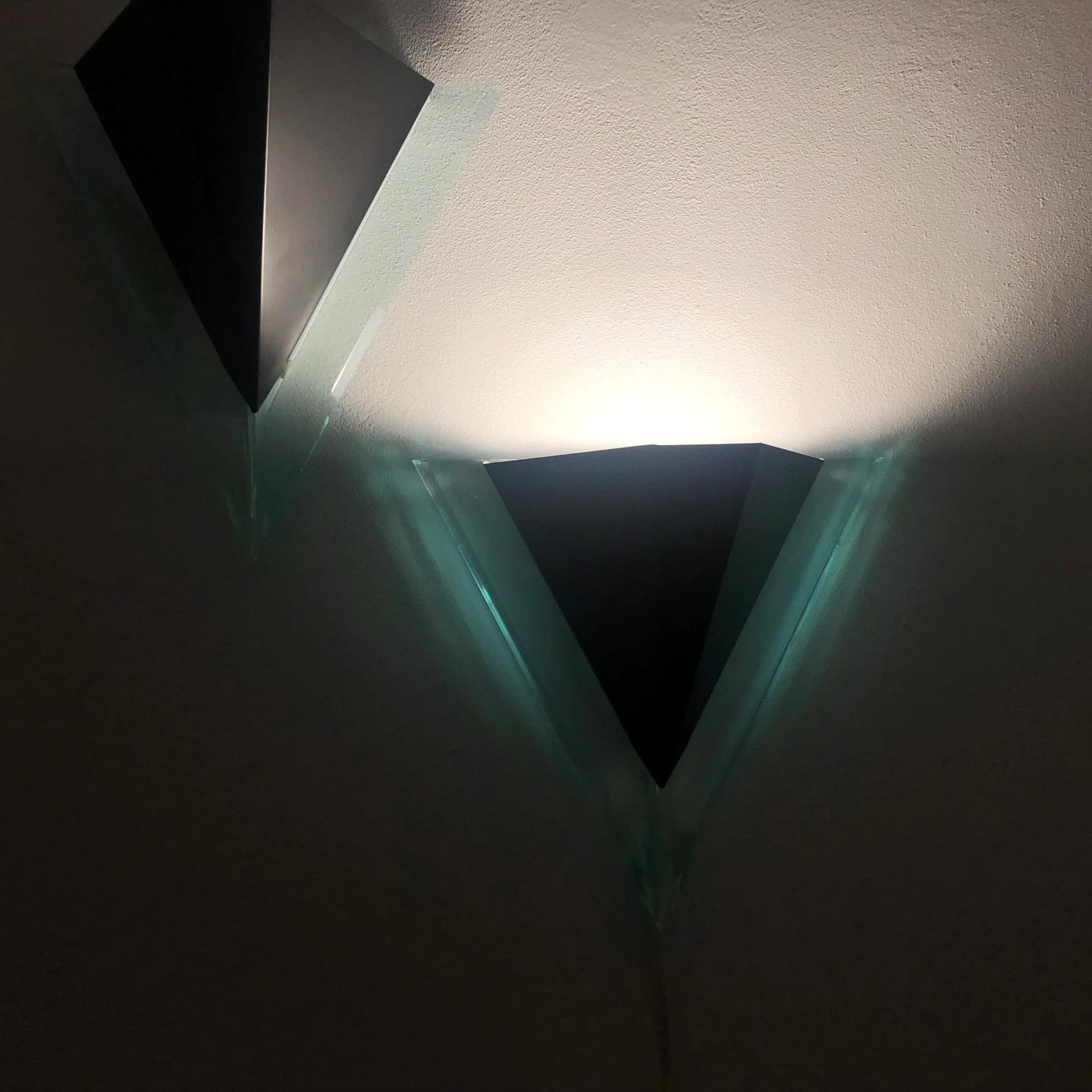 Pair of wall sconces Art Déco, black steel, clear acrylic, Germany, 1990s. - 24422