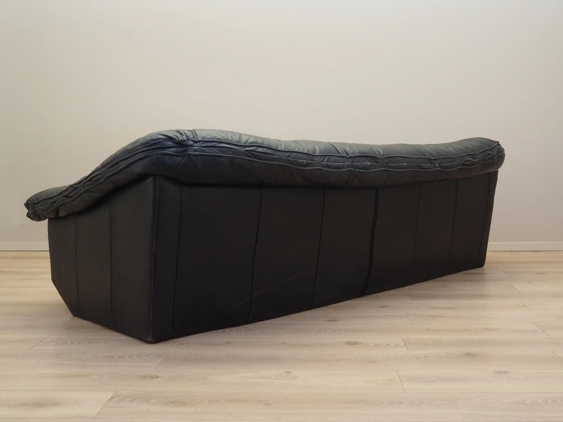 Sofa, black leather, Italy, 1960s. - 24713