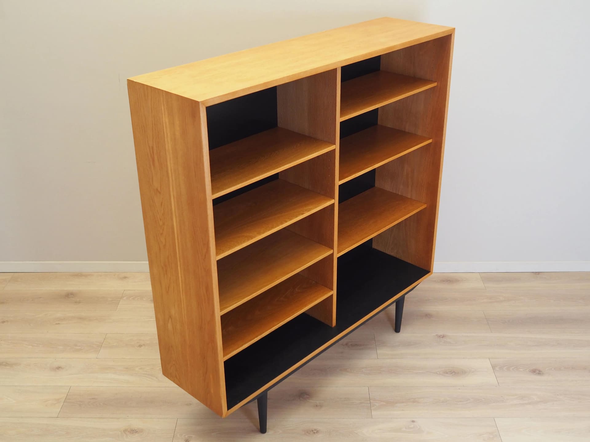 Bookshelf, yellow ash, black wood, by B. Mogensen, Sweden, 1960s. - 25281