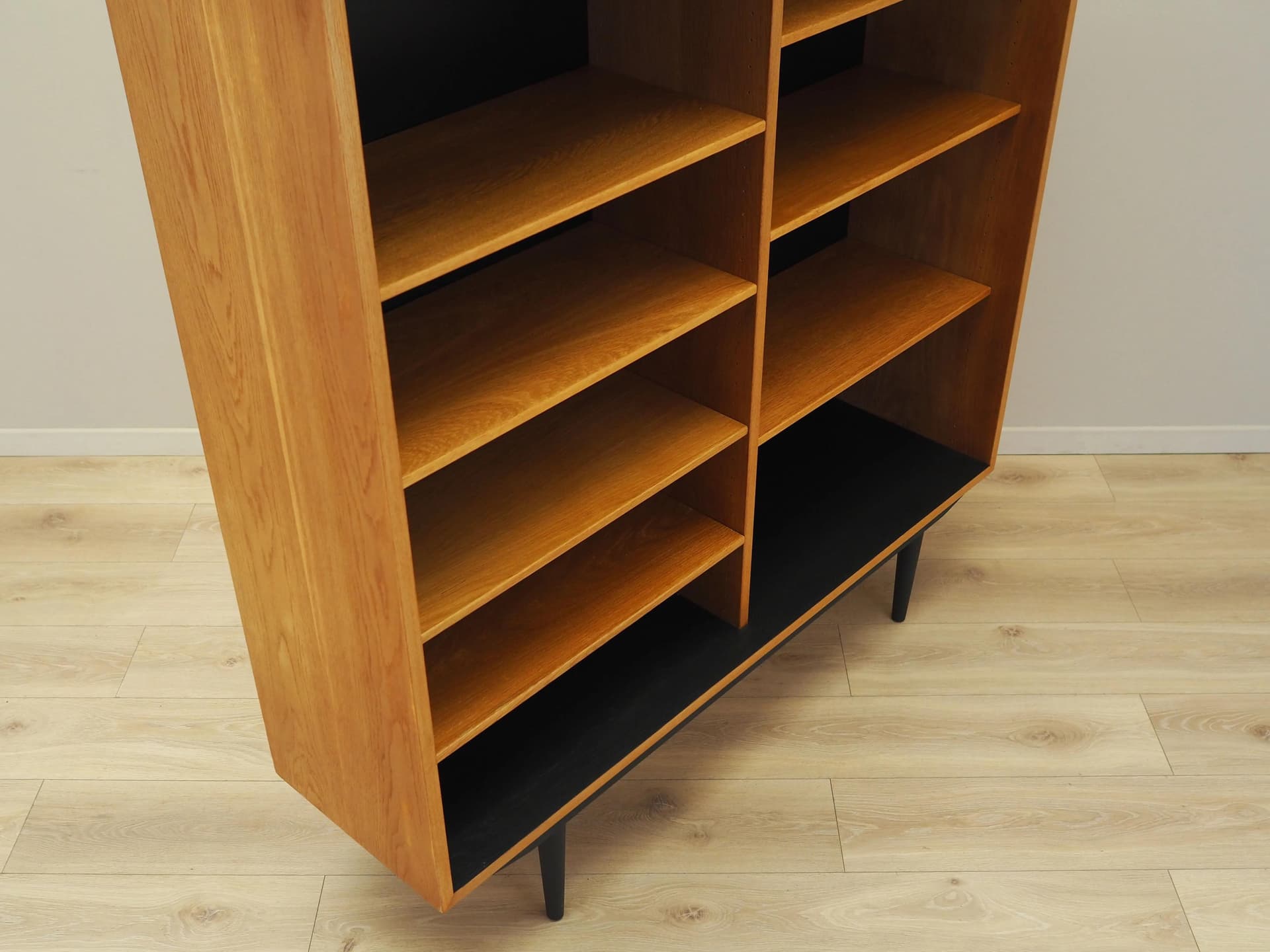 Bookshelf, yellow ash, black wood, by B. Mogensen, Sweden, 1960s. - 25280