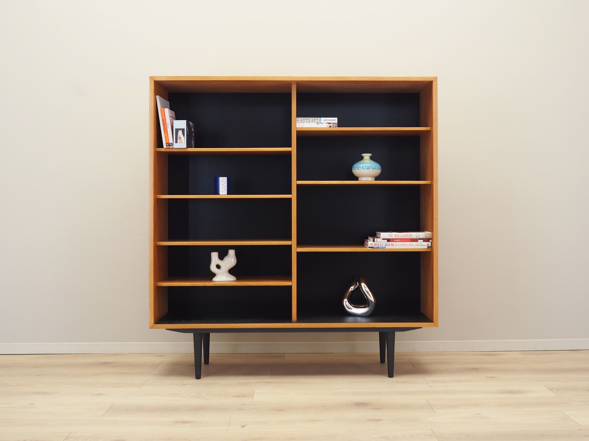 Bookshelf, yellow ash, black wood, by B. Mogensen, Sweden, 1960s. - 66323