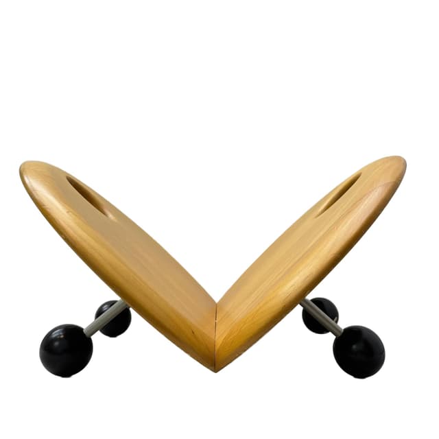 Magazine Rack, yellow alder wood, black beech, Germany, 1980s. - DIMENSION