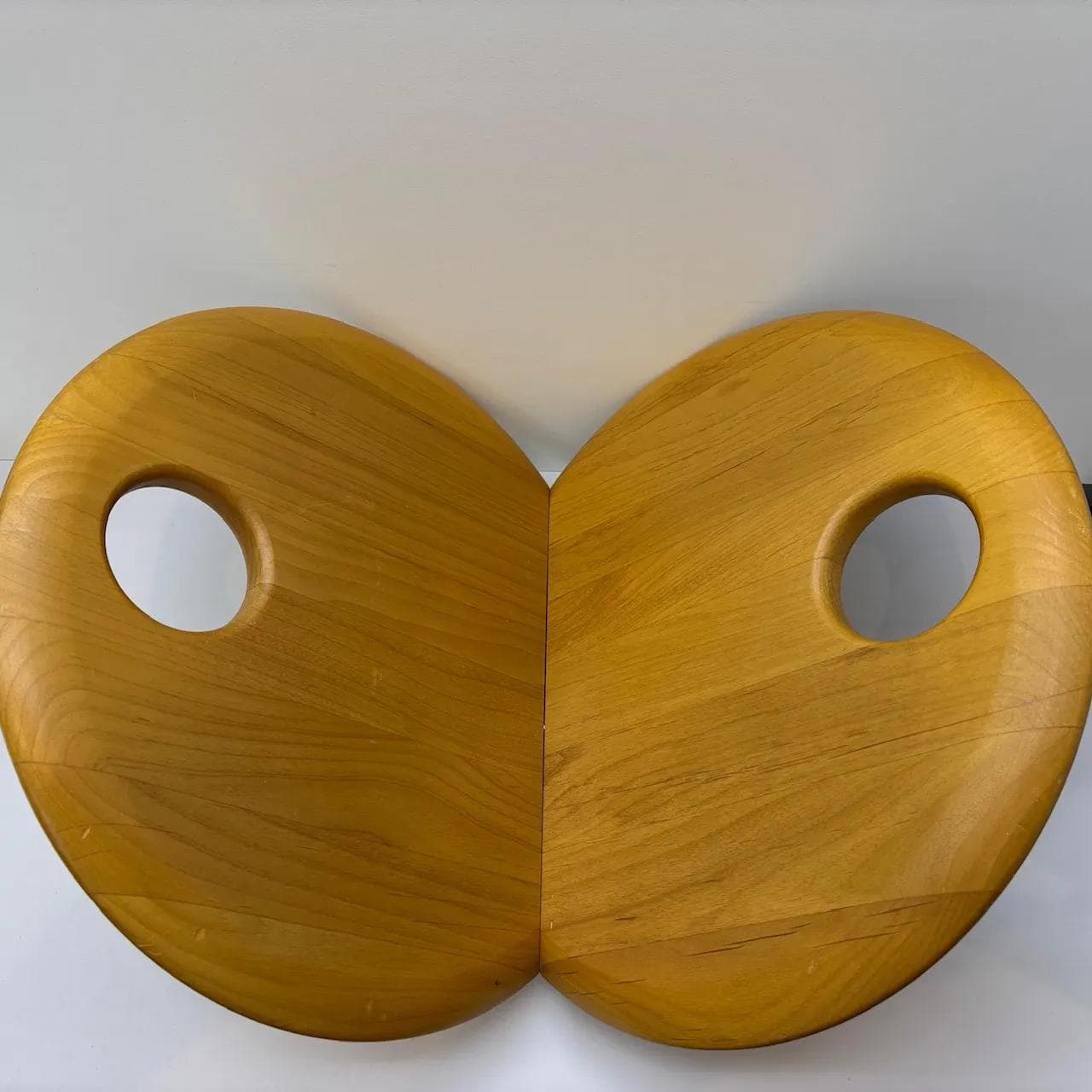 Magazine Rack, yellow alder wood, black beech, Germany, 1980s. - 25447