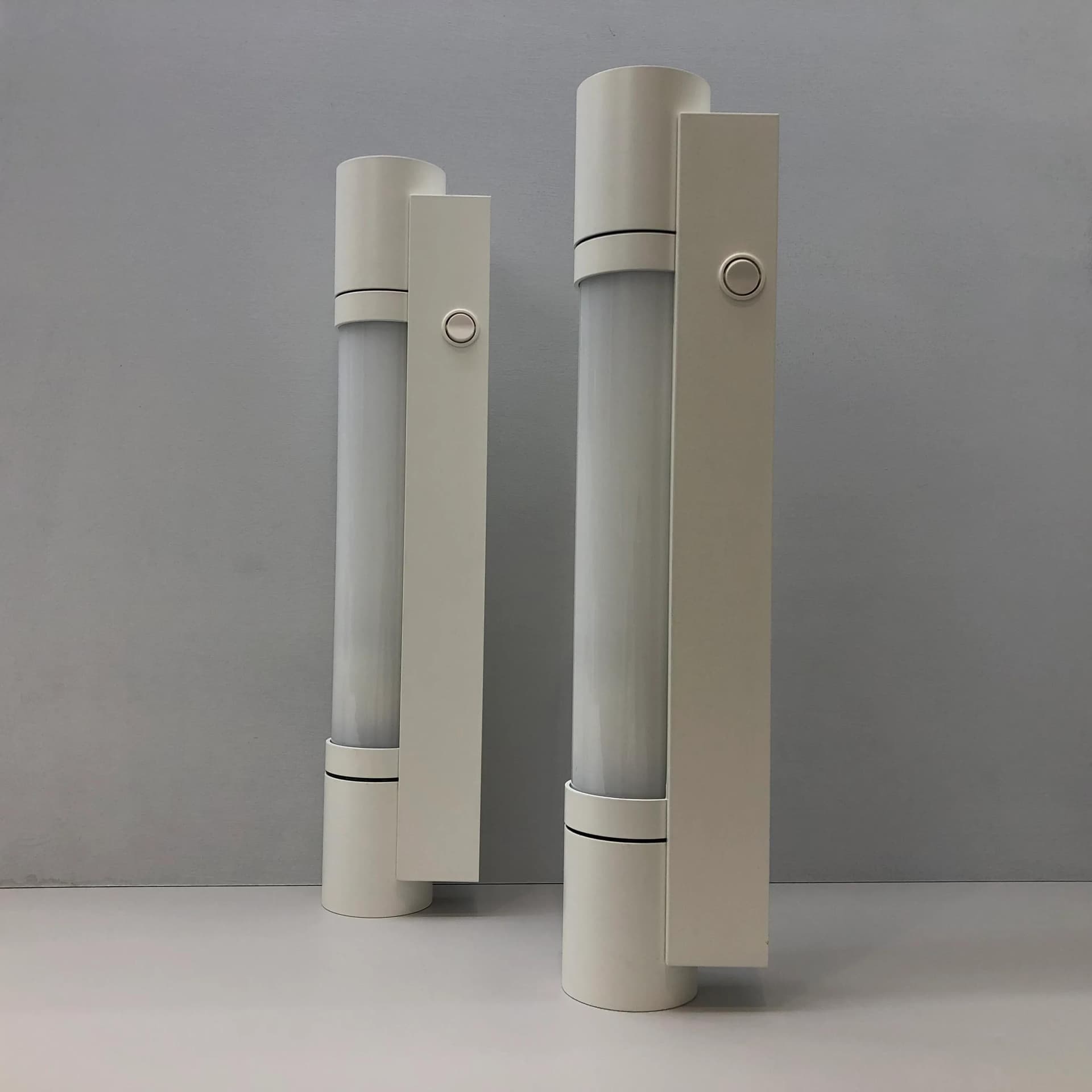 Para kinkietów 7132, biały, aluminium szkło, Glashütte Limburg, Niemcy, lata 90. - 25959