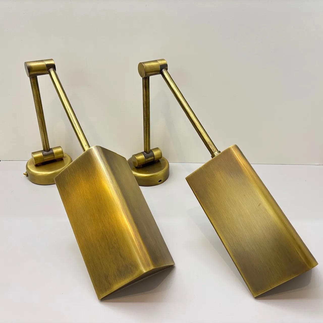 Para kinkietów, mosiądz szczotkowany złoty, metal, Niemcy, lata 70. - 26438