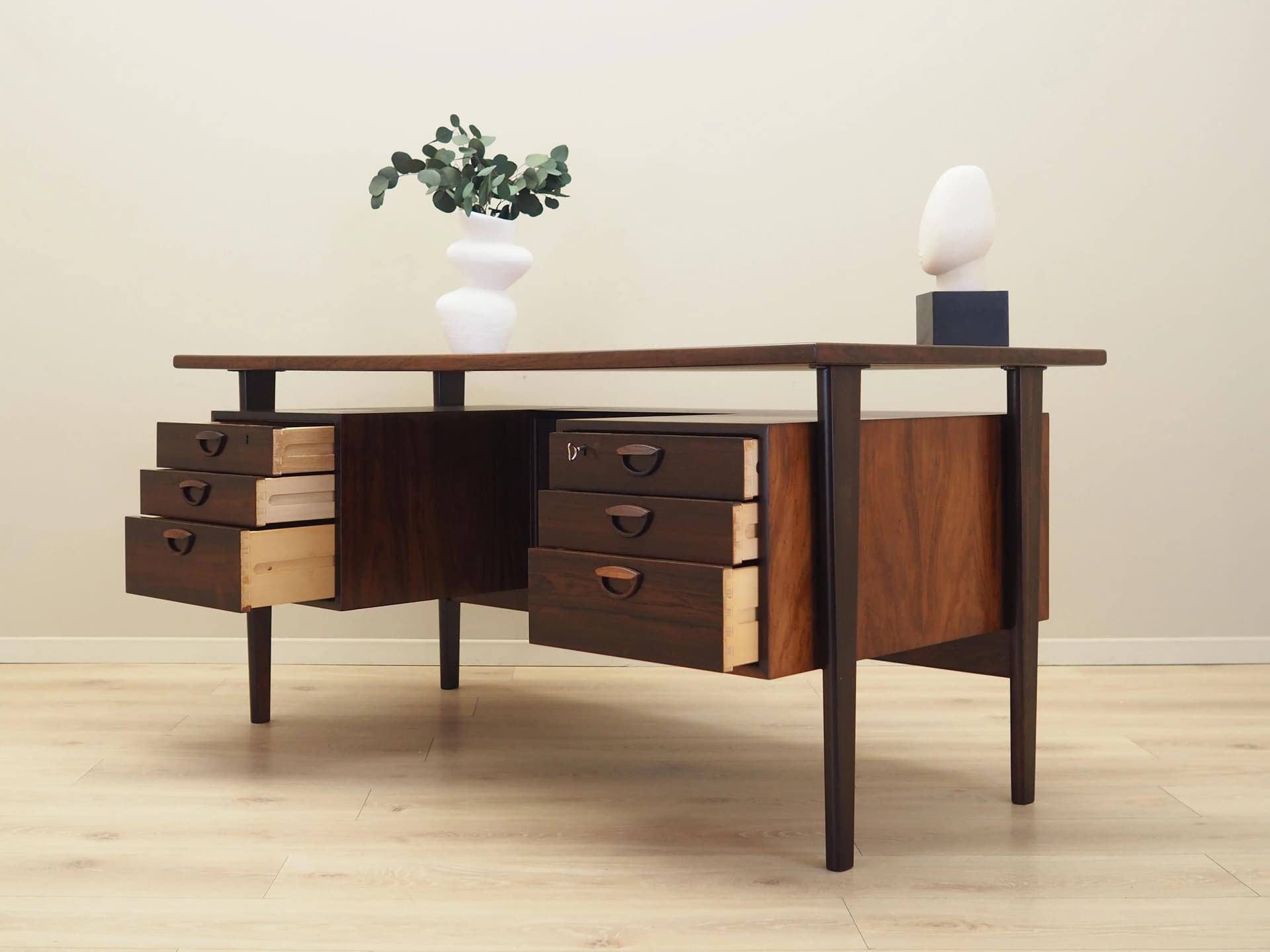 Desk, brown rosewood, by K. Kristiansen, Denmark, 1970s - 26574