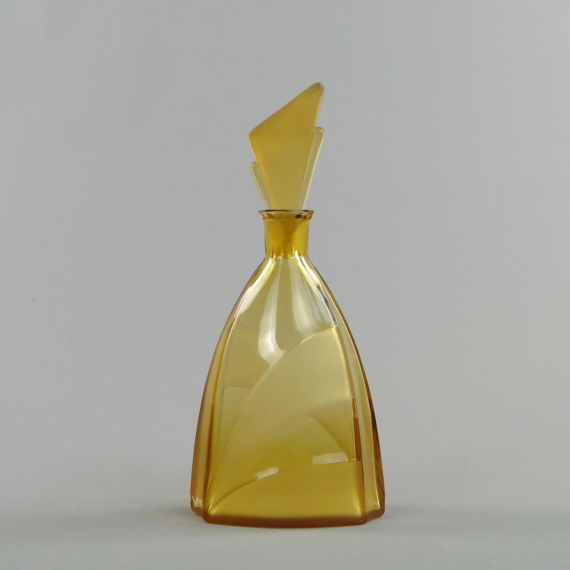 Karafka Kłos, Art Deco, szkło żółty, Niemen, Polska, lata 30. - 26662