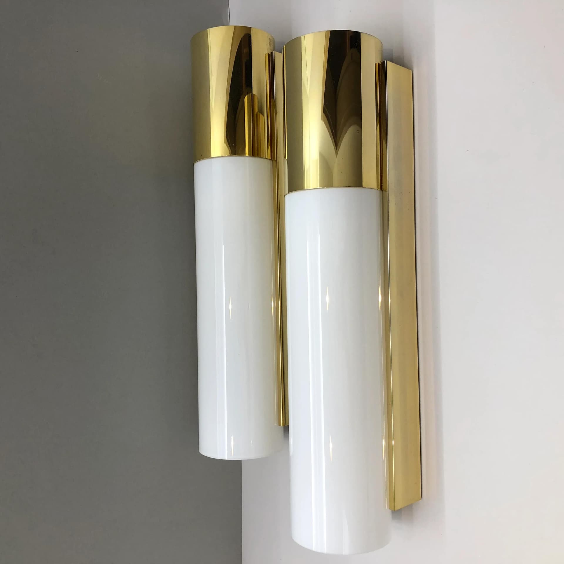 Para kinkietów 7235, aluminium złoty, szkło mleczne, Glashütte Limburg, Niemcy, lata 90. - 26970