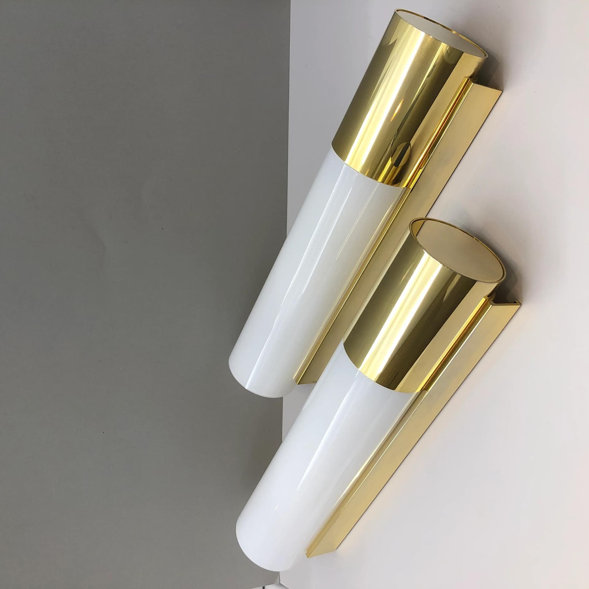 Para kinkietów 7235, aluminium złoty, szkło mleczne, Glashütte Limburg, Niemcy, lata 90. - 26969