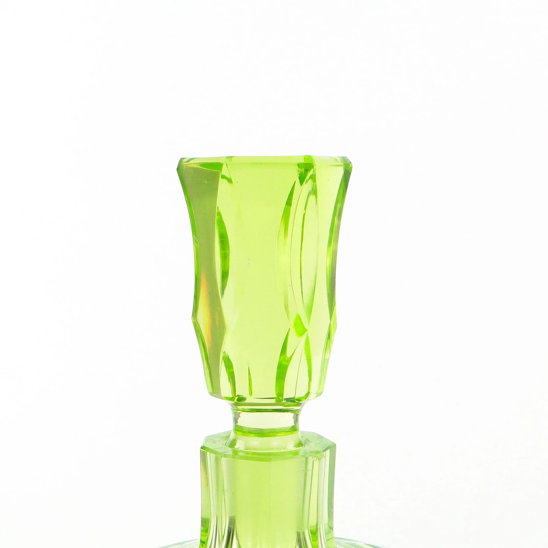 Decanter Art Deco, yellow uranium glass, Poland, 1930s - 27208