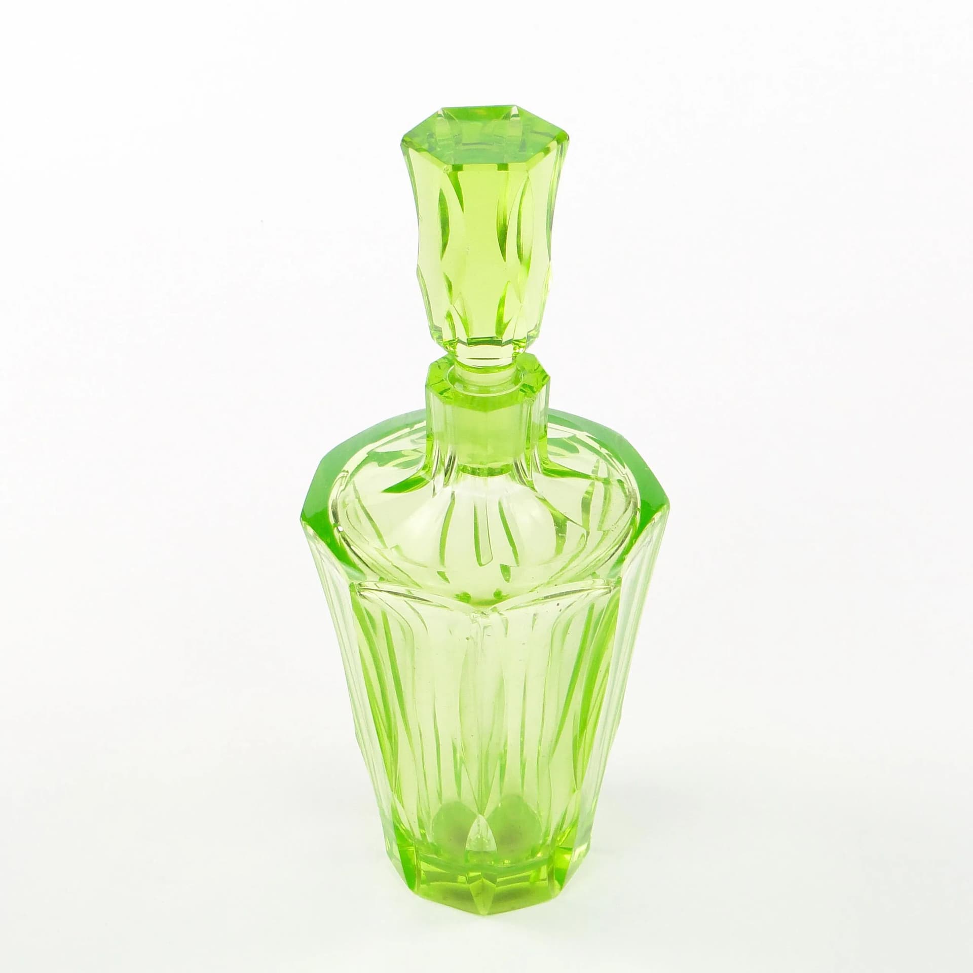 Decanter Art Deco, yellow uranium glass, Poland, 1930s - 27207
