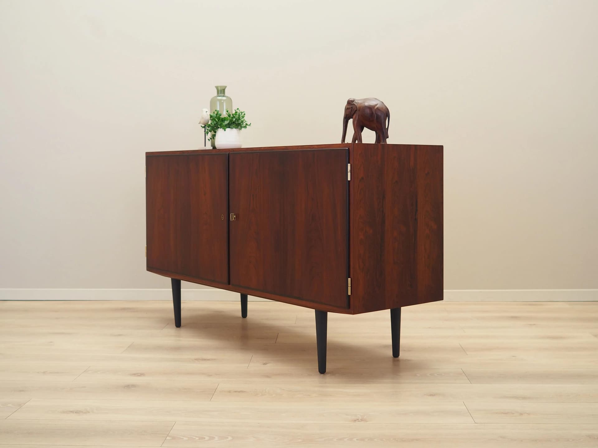 Sideboard, brown rosewood, by C. Jensen, Hundevad&Co., Denmark, 1970s. - 27434