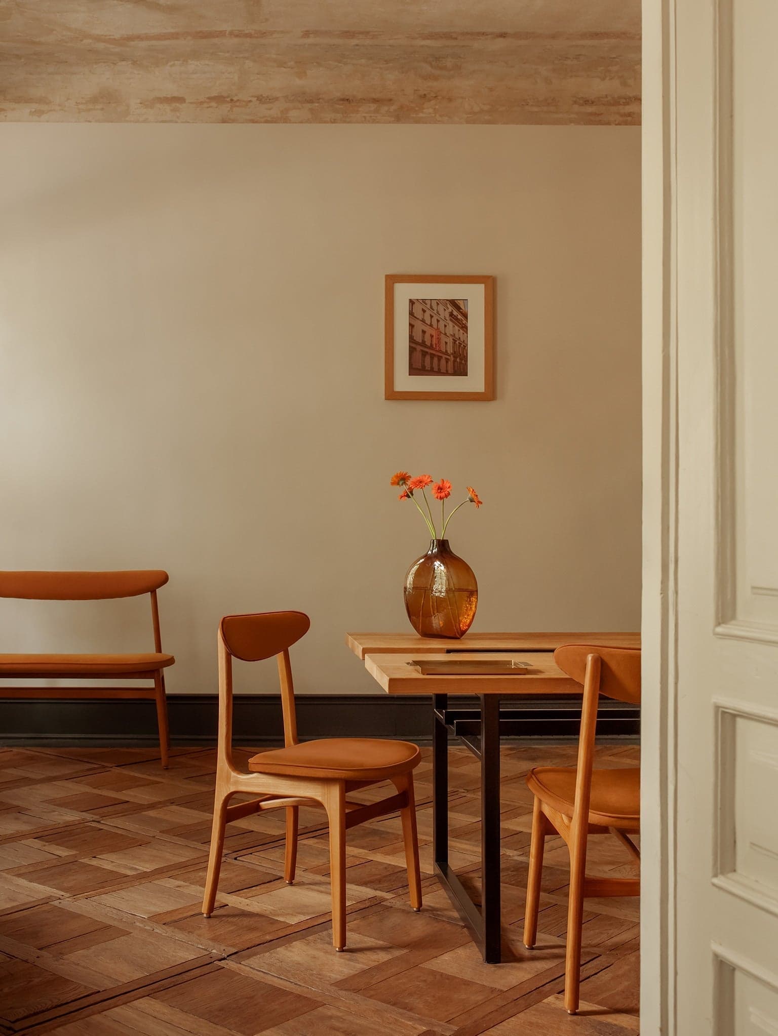 Krzesło 200-190 Velvet Sierra, velvet pomarańczowy 03 Dark, jesion, proj. R. Hałas, 366 Concept - 27696