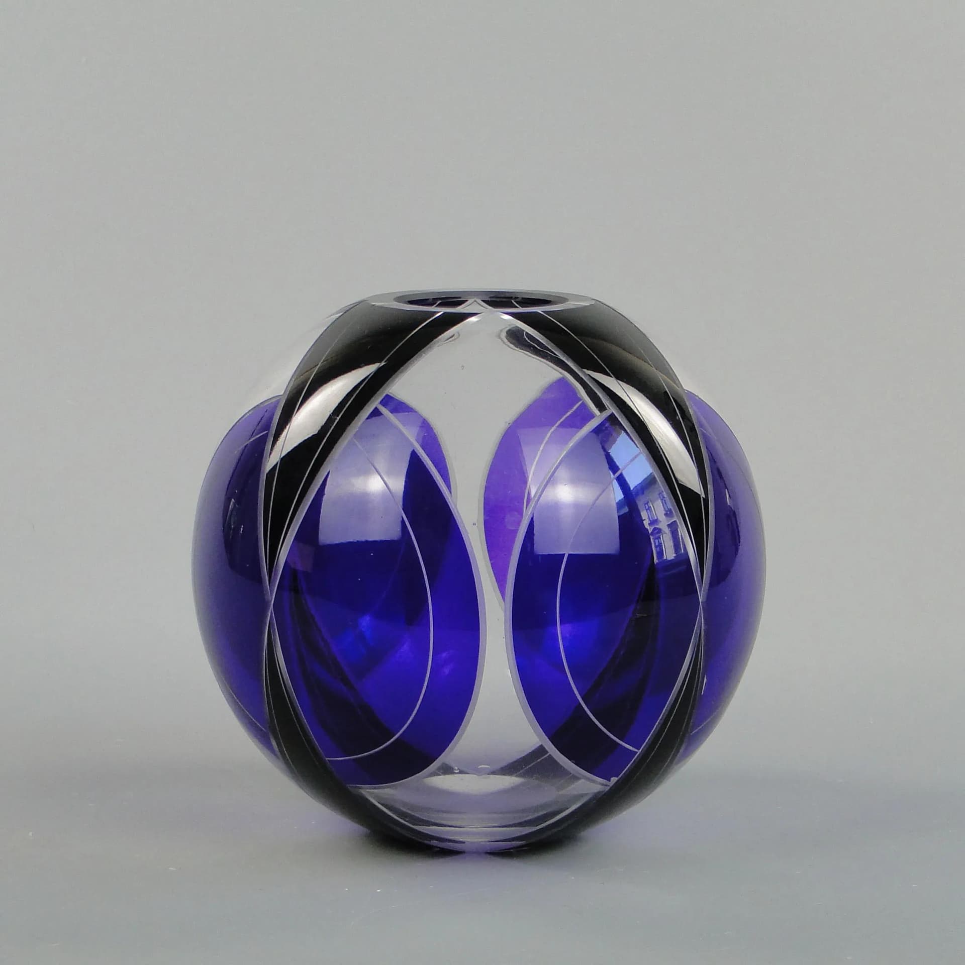 Wazon Art Deco, kryształ niebieski, proj. K. Palda, Czechosłowacja, lata 30. - 27769