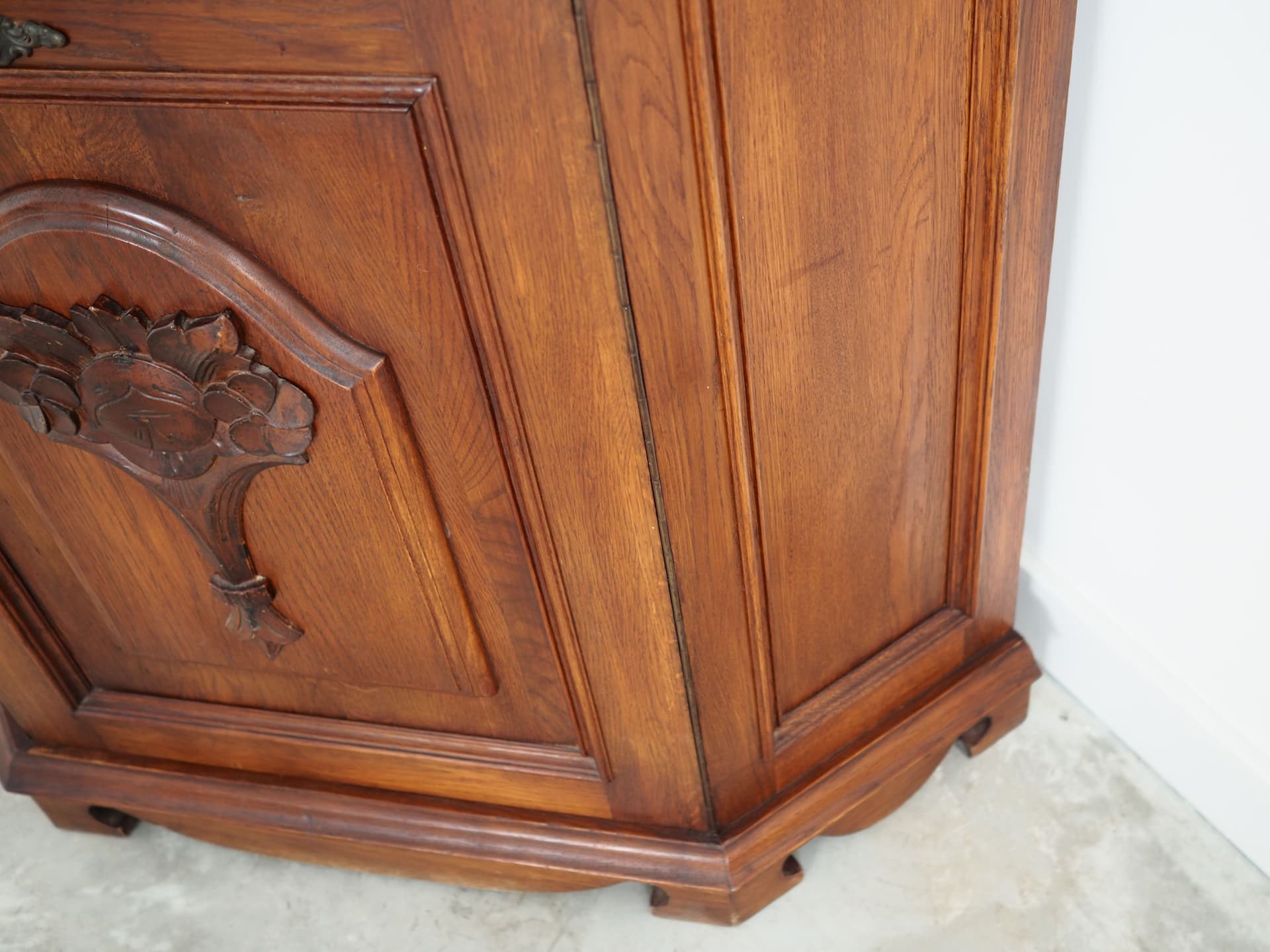 Corner cabinet, Art Deco, brown oak, Germany, 1950s - 66027