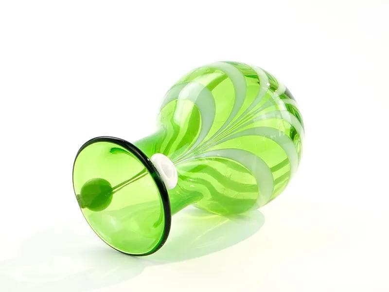 Zielony wazon z guziczkami ze szkła barwionego, proj. L. Fiedorowicz dla HSA Staszic, Polska, lata 80. - 28132