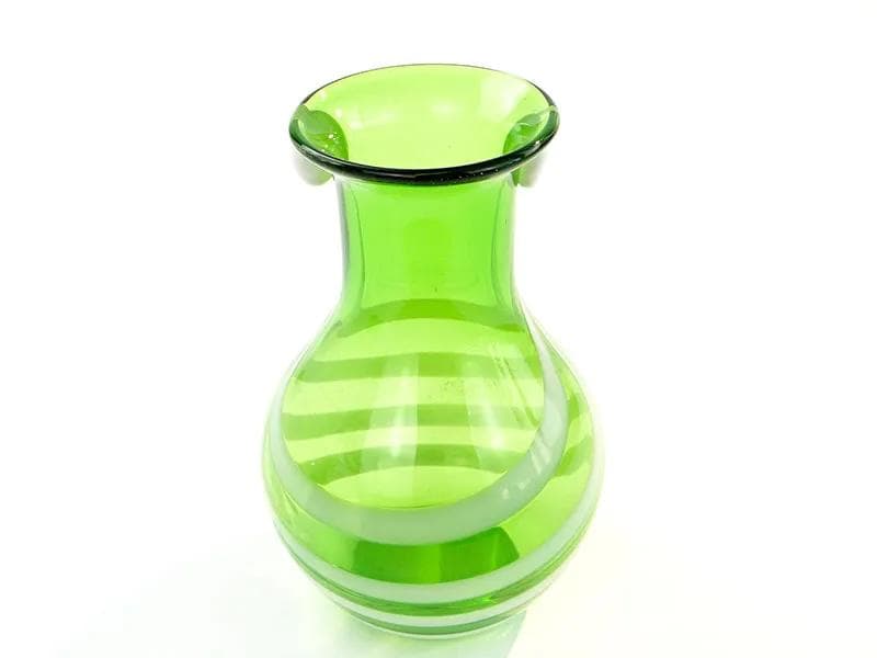 Zielony wazon z guziczkami ze szkła barwionego, proj. L. Fiedorowicz dla HSA Staszic, Polska, lata 80. - 28130