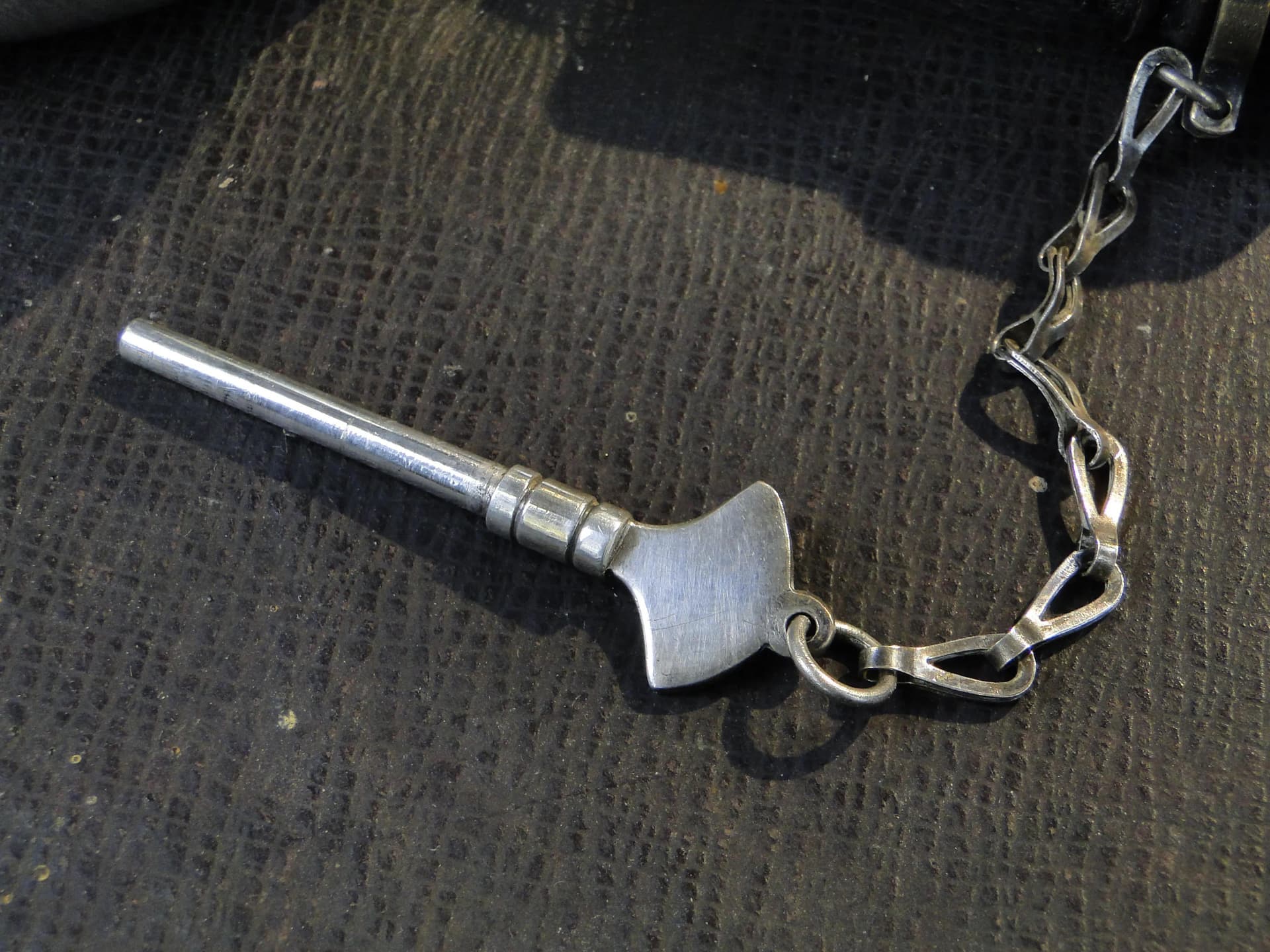 Rondelek do serwowania, srebrny, mosiądz posrebrzany, drewno czarne, Wielka Brytania, lata 20. - 28880