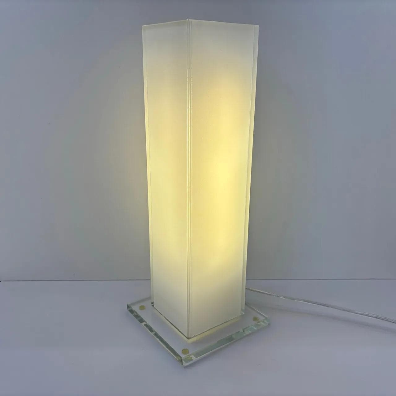 Lampa stołowa, szkło białe, Wofi Leuchten, Niemcy, lata 90. - 29086