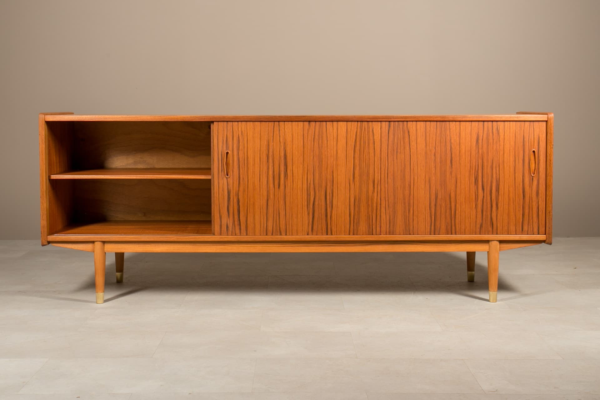 Sideboard, brązowy, drewno tekowe, Norwegia, lata 60. - 3498