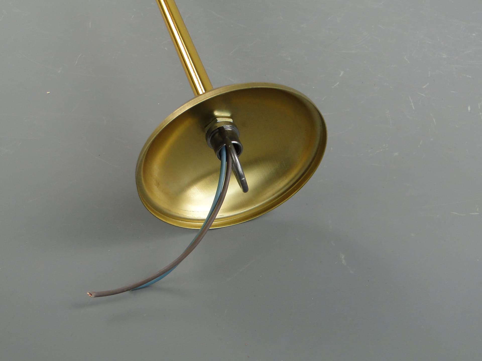 Lampa wisząca Art Deco, szkło beżowe, mosiądz, Polska, lata 20. - 3557