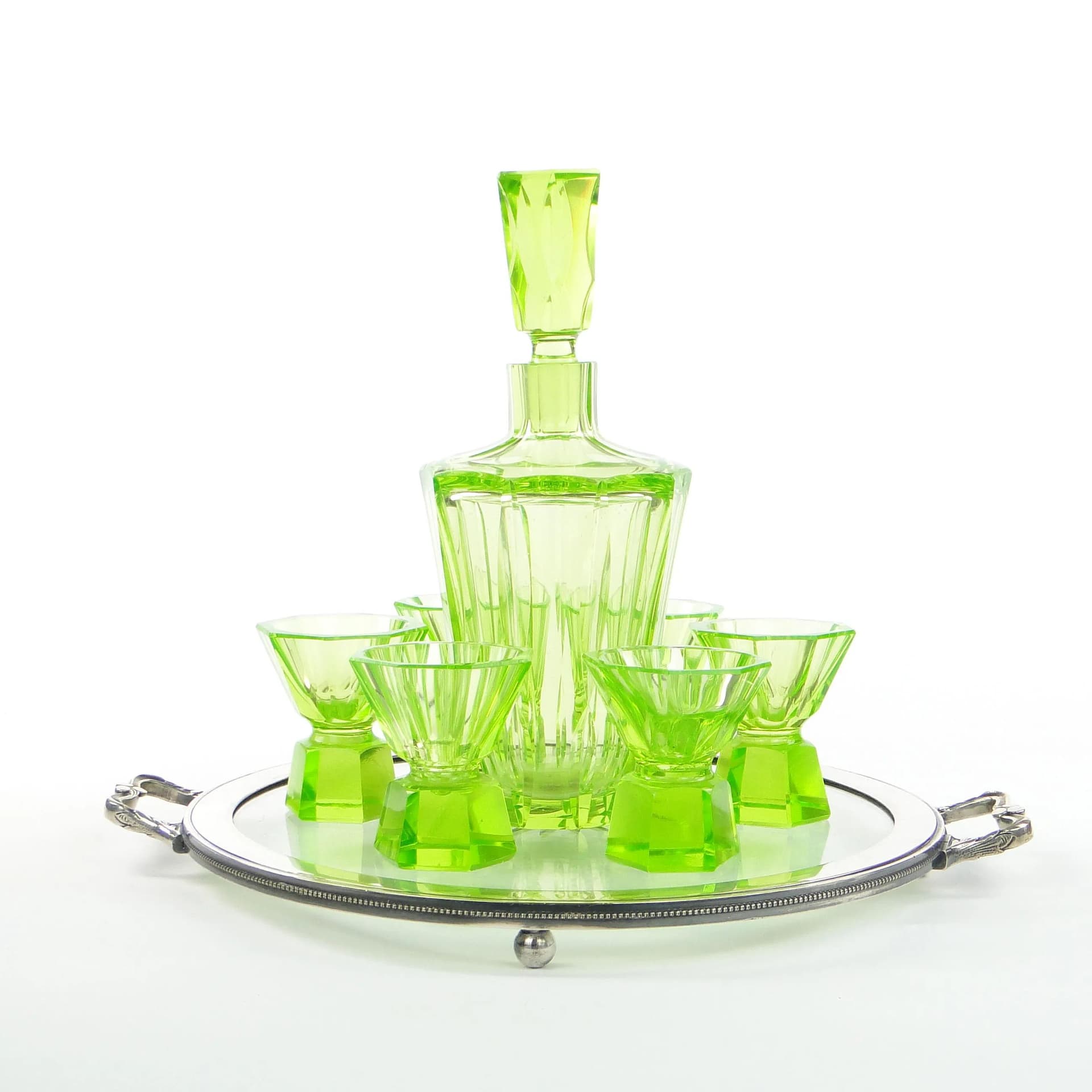 Zestaw kieliszków Art Deco, zielone szkło uranowe, Polska, lata 30. - 30061