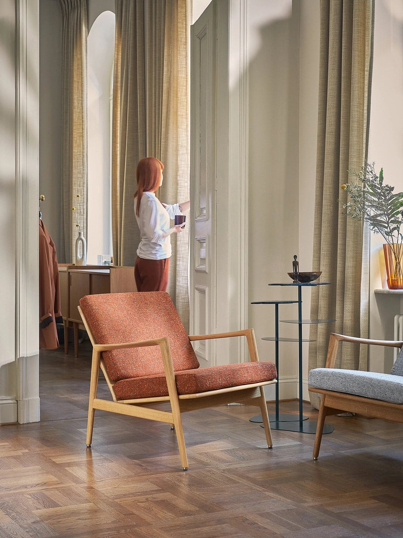 Stefan Armchair 70x79x76 cm oak, Grain fabric rusty red, Grain collection - 30160