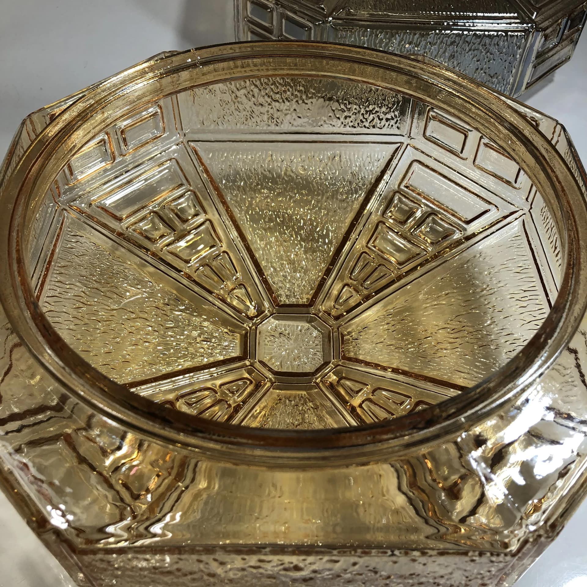 Komplet trzech kinkietów, szkło złoty, stal czarna, Niemcy, lata 70. - 30246