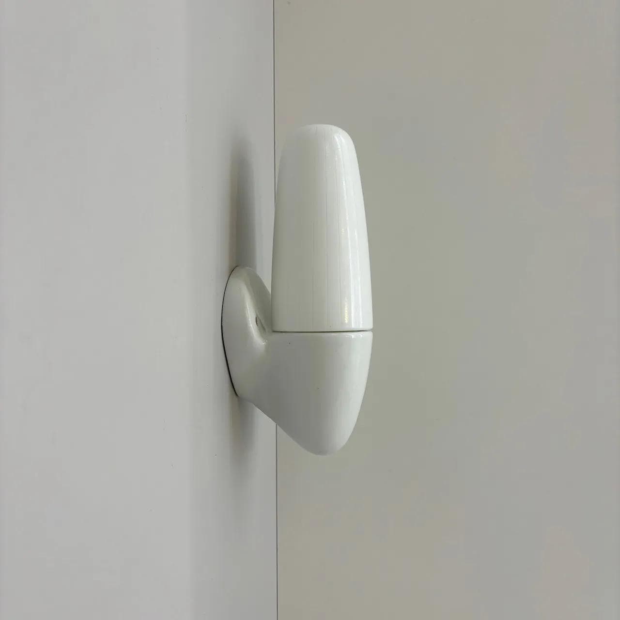 Kinkiet, biały, ceramika, Niemcy, lata 60. - 30220