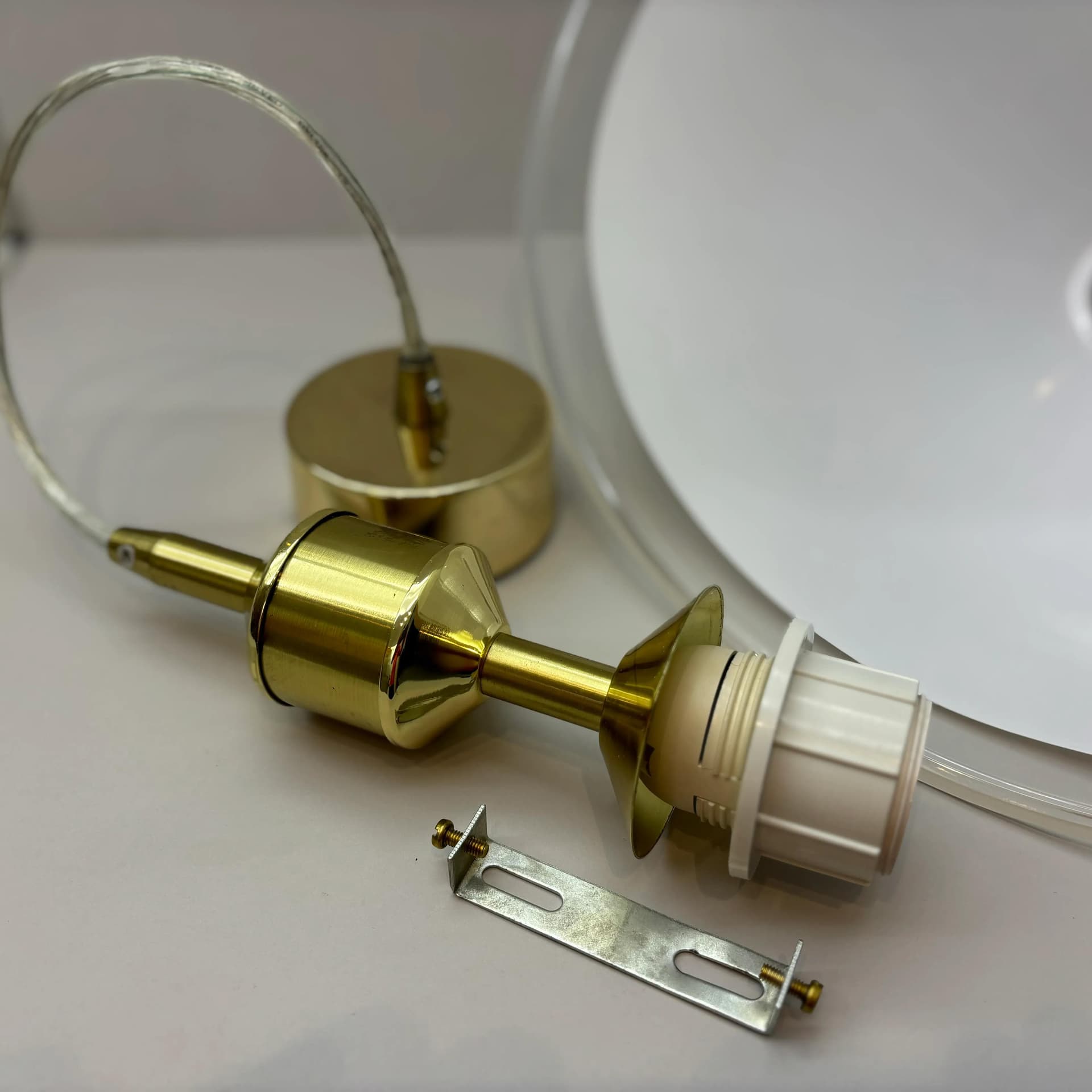 Lampa wisząca, białe szkło, metal, Niemcy, lata 90. - 30417