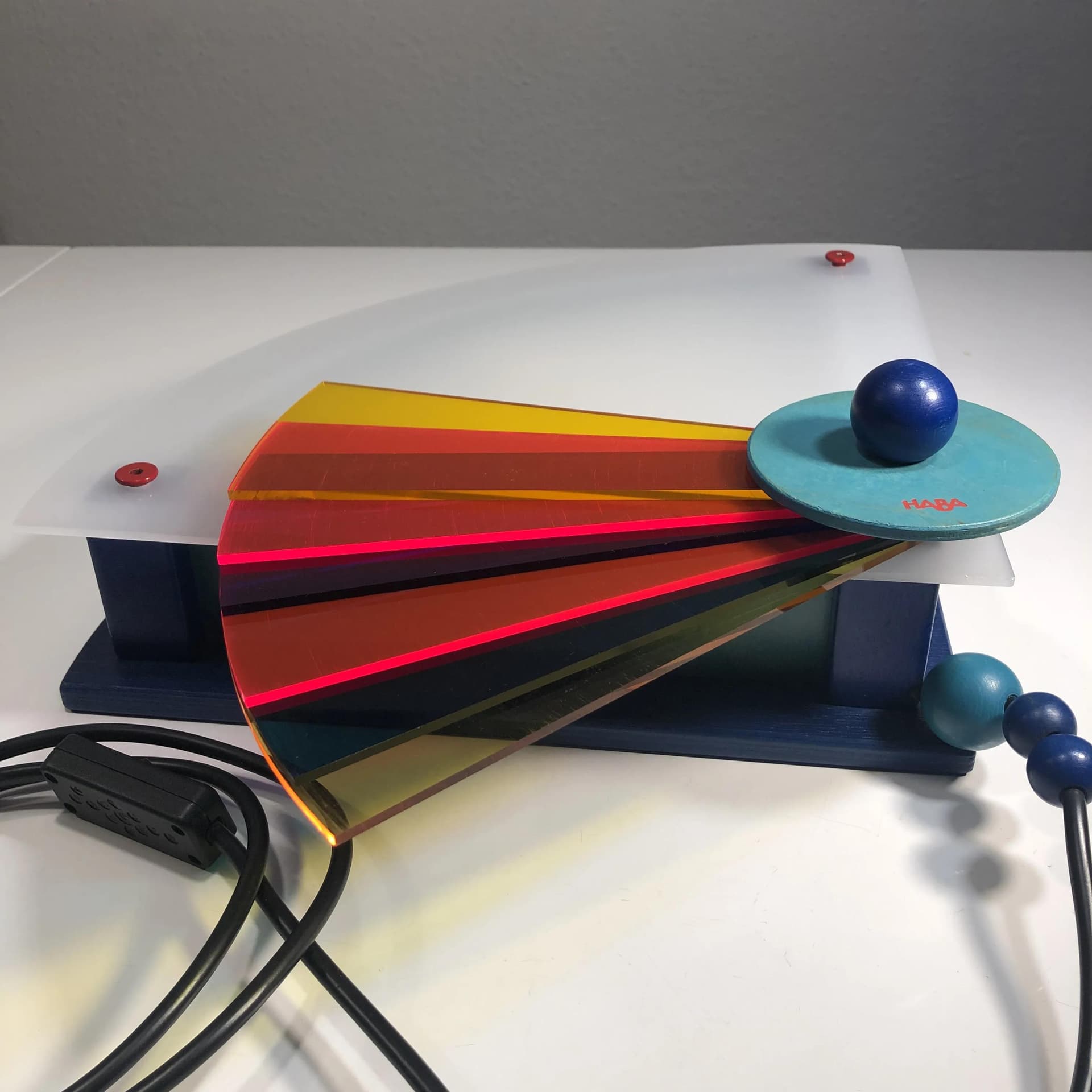 Para kinkietów Memphis, multicolor, sklejka, pleksi, Haba, Niemcy, lata 90. - 30407