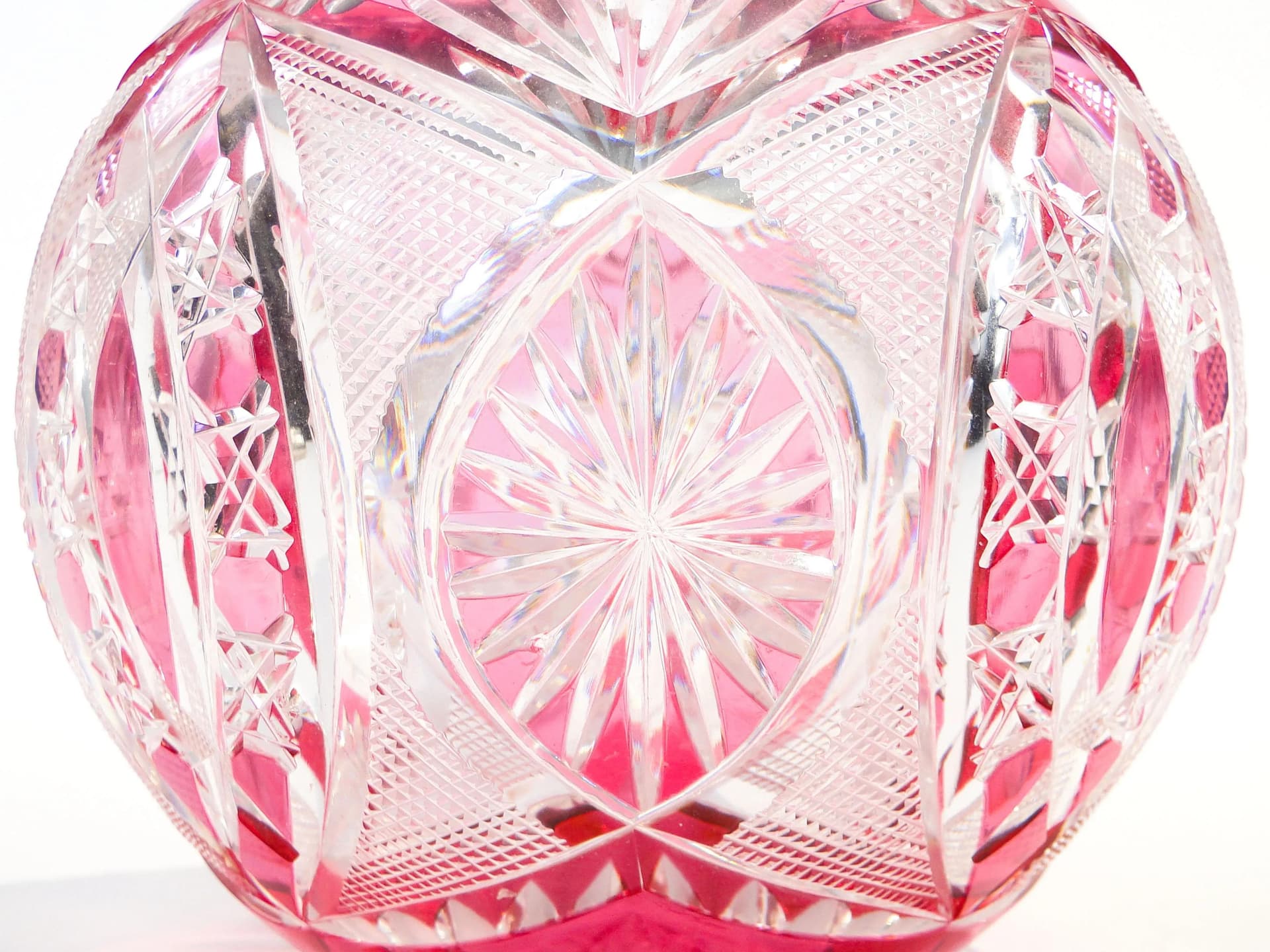 Wazon kulisty art déco, różowy kryształ, Nachtmann, Niemcy, lata 30. - 30450