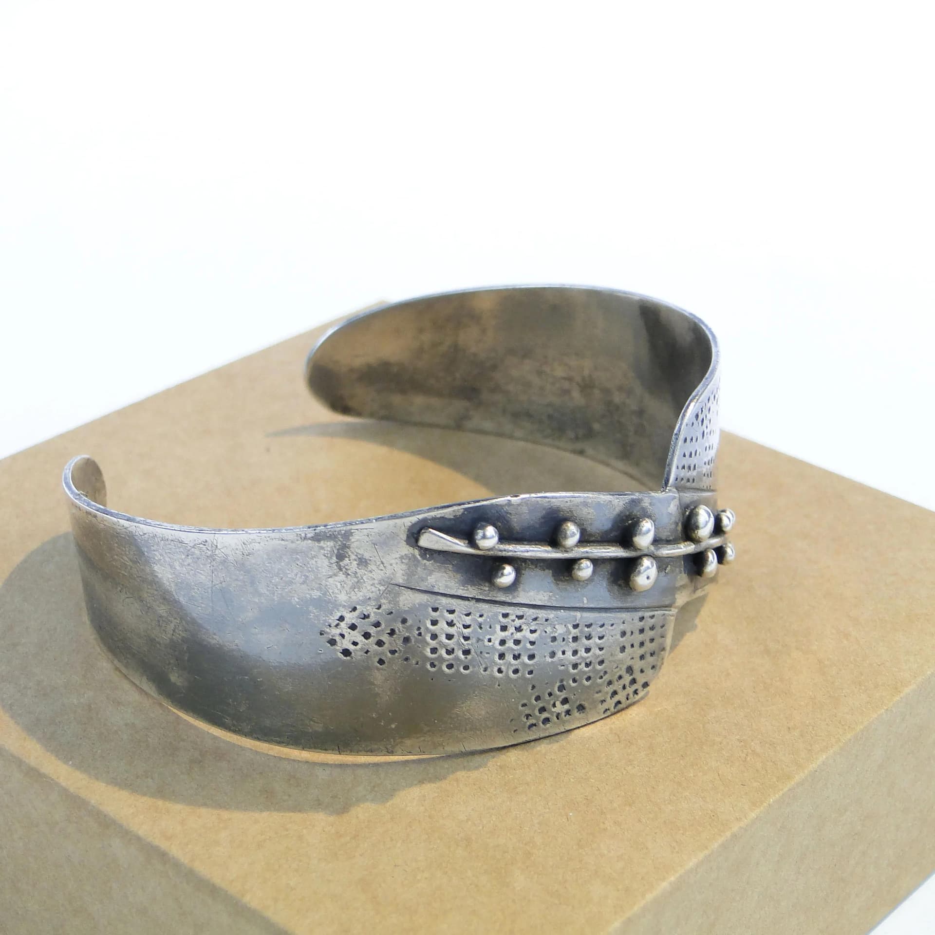 Srebrna modernistyczna bransoletka, Rytosztuka, Polska, lata 60. - 30811