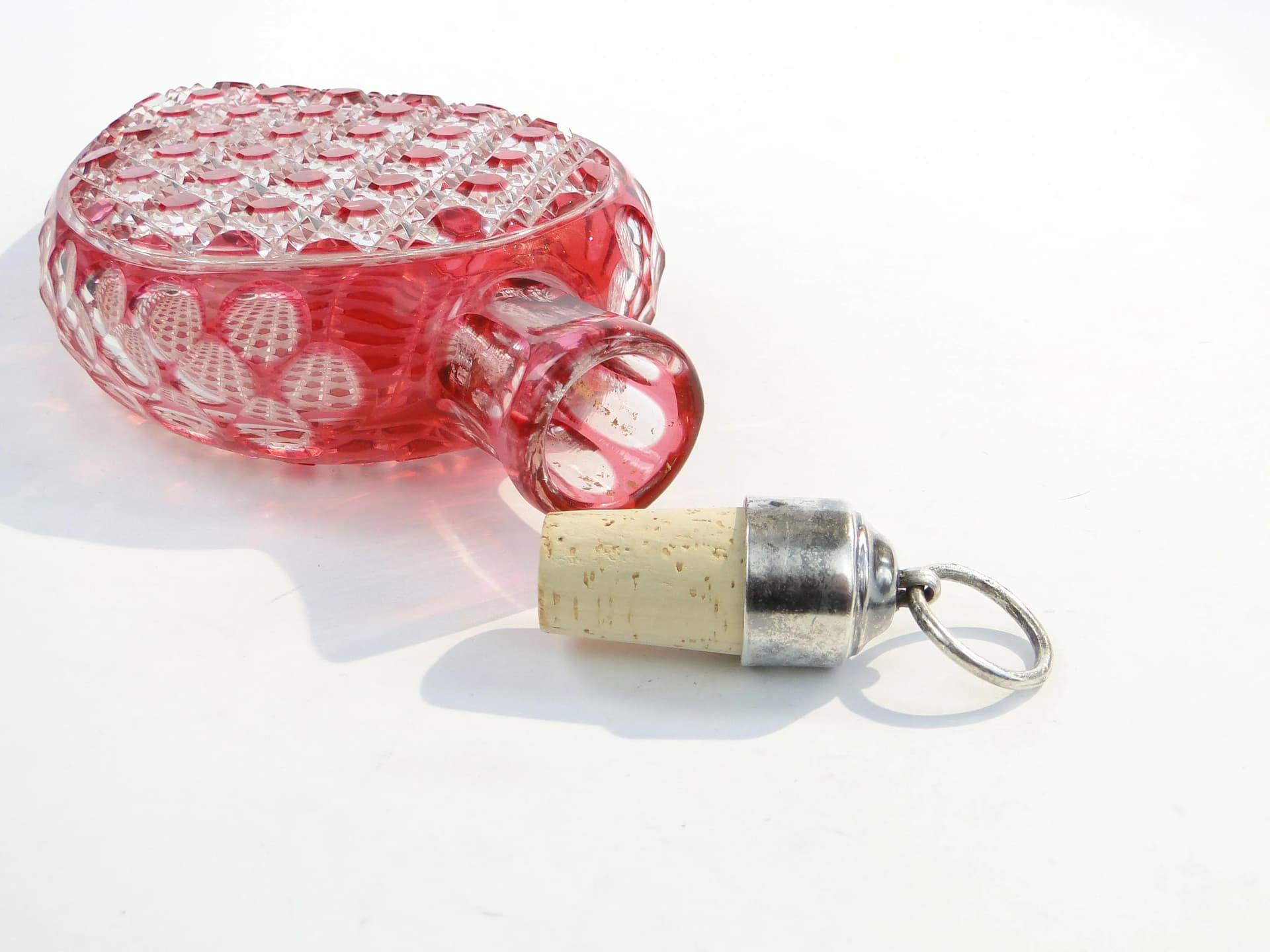 Karafka-piersiówka biedermeier, szkło rubinowe, Austria, XIX w. - 30783