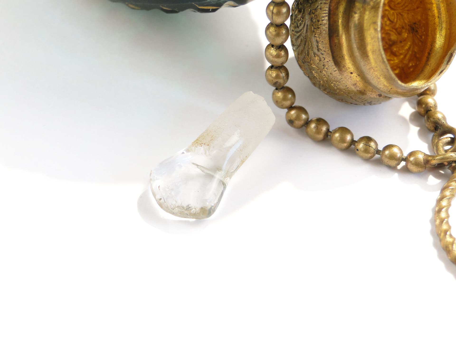 Flakon na perfumy Biedermeier, szkło zielone, Austria, XIX w. - 3681