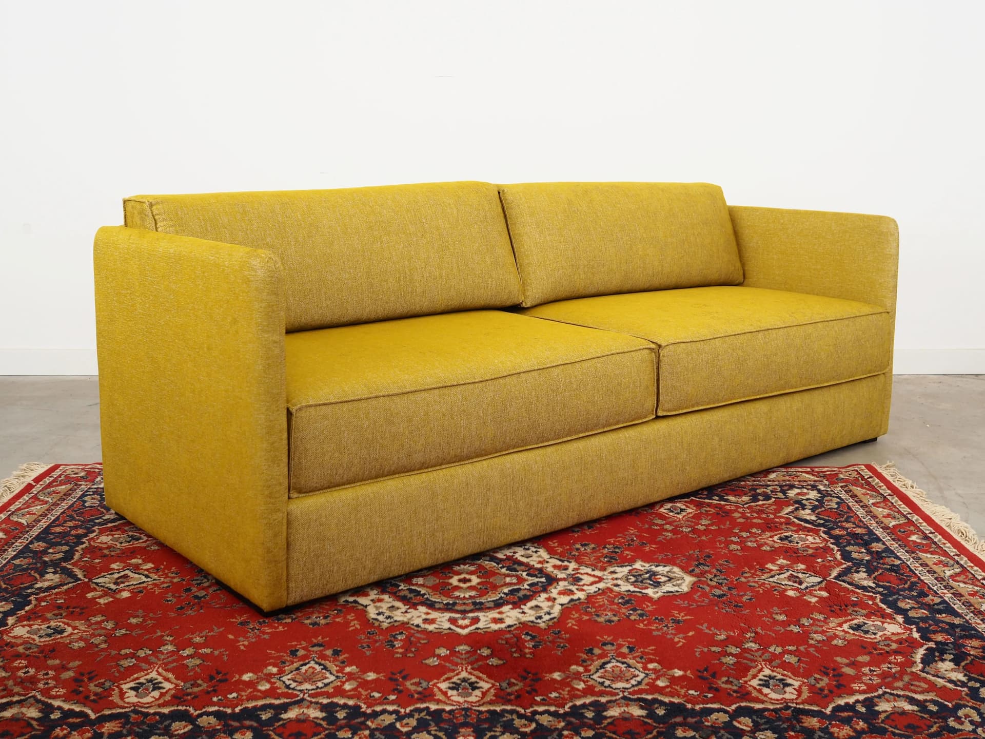 Sofa, skandynawski design, żółty, tkanina, Polska, XXI w. - 31112