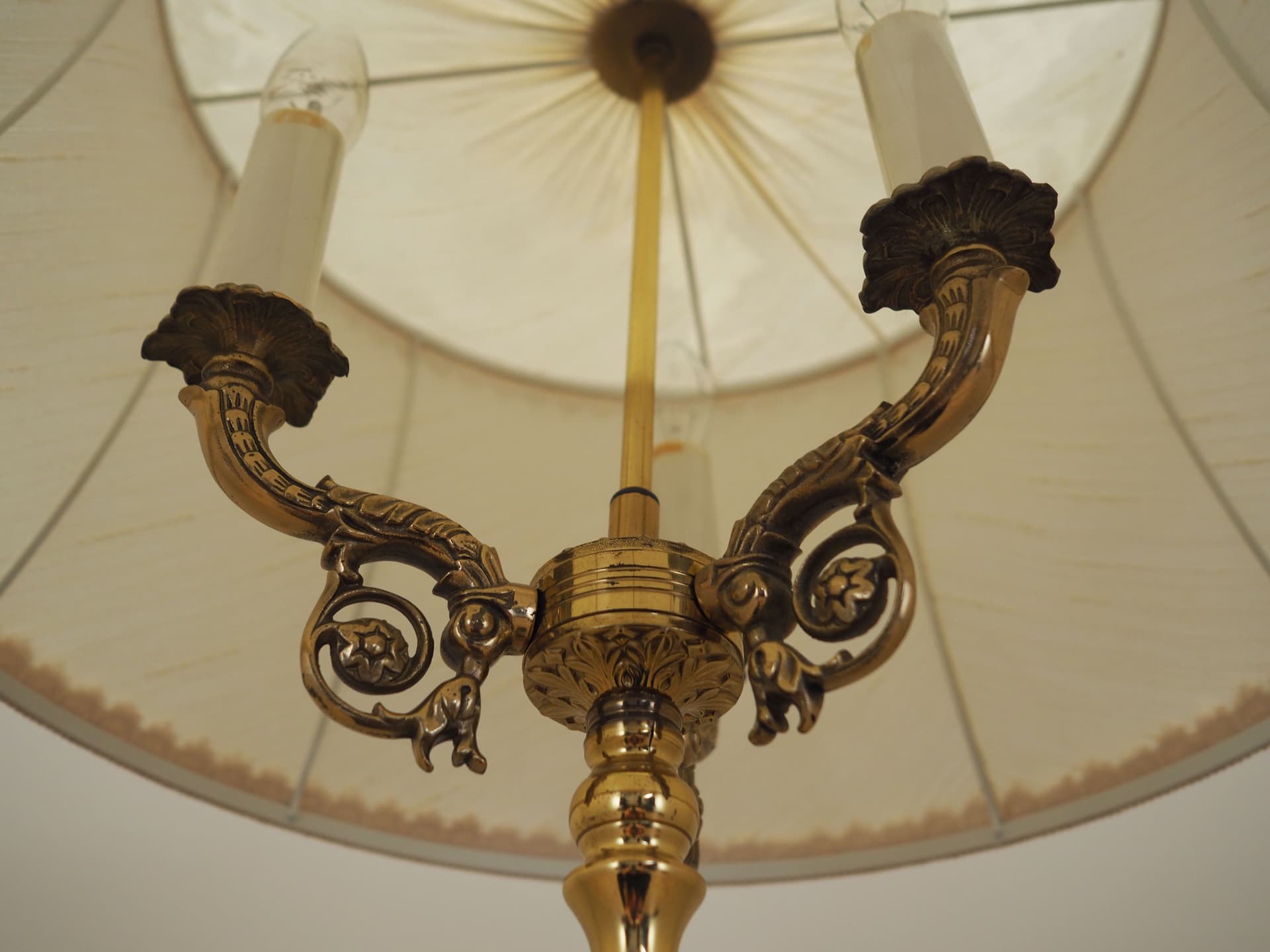 Lampa podłogowa, metal złoty, Dania, lata 70. - 64350