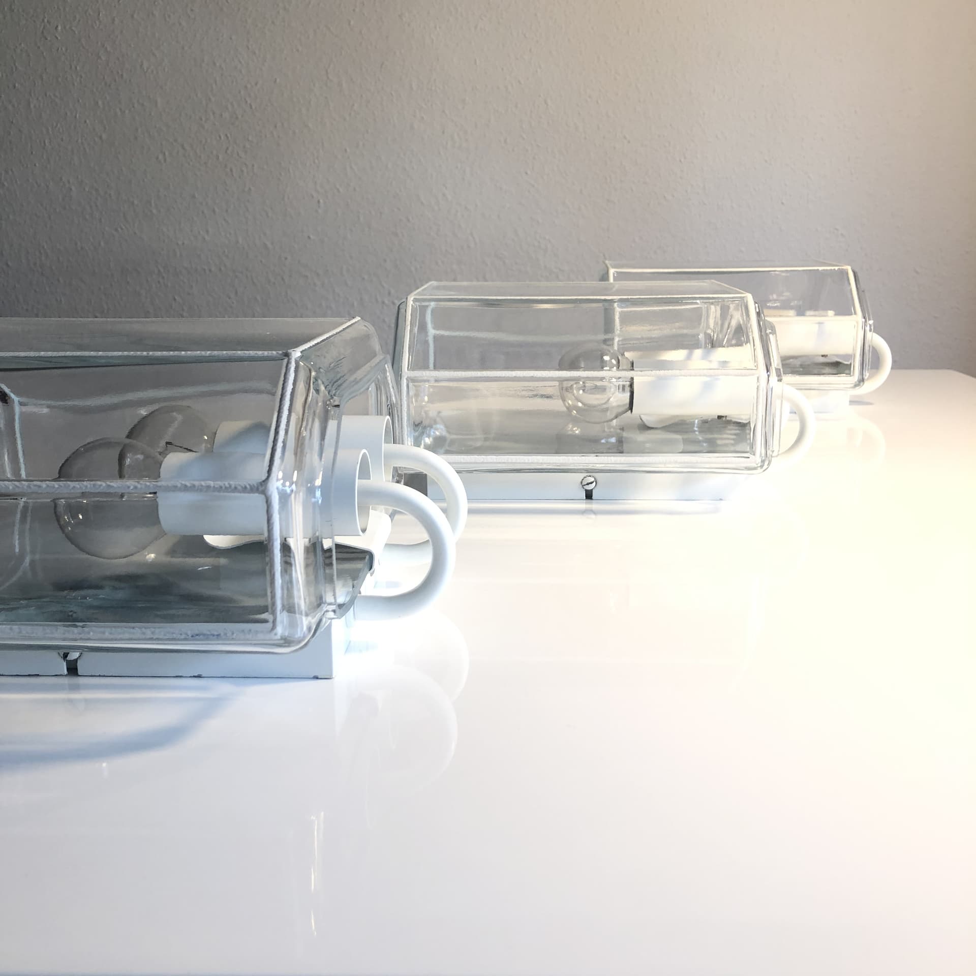 Komplet trzech kinkietów, transparent szkło, Limburg, Niemcy, lata 80. - 31318