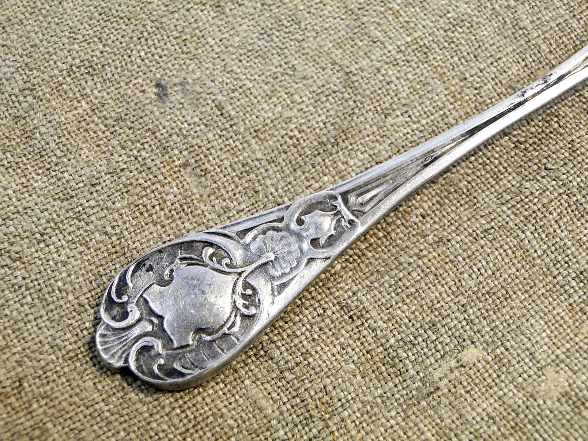 Łyżeczka do soli, secesja, mosiądz srebrzony srebrny, Fraget, Polska, XIX w. - 31369