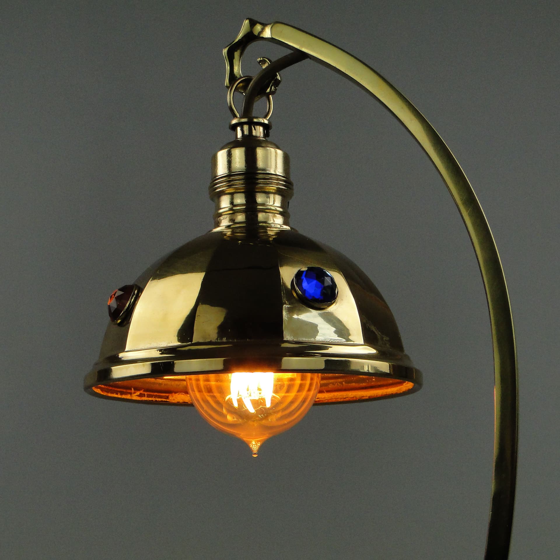 Lampa biurkowa, Art Nouveau, mosiądz złocisty, Szwecja, początek XX w. - 3754
