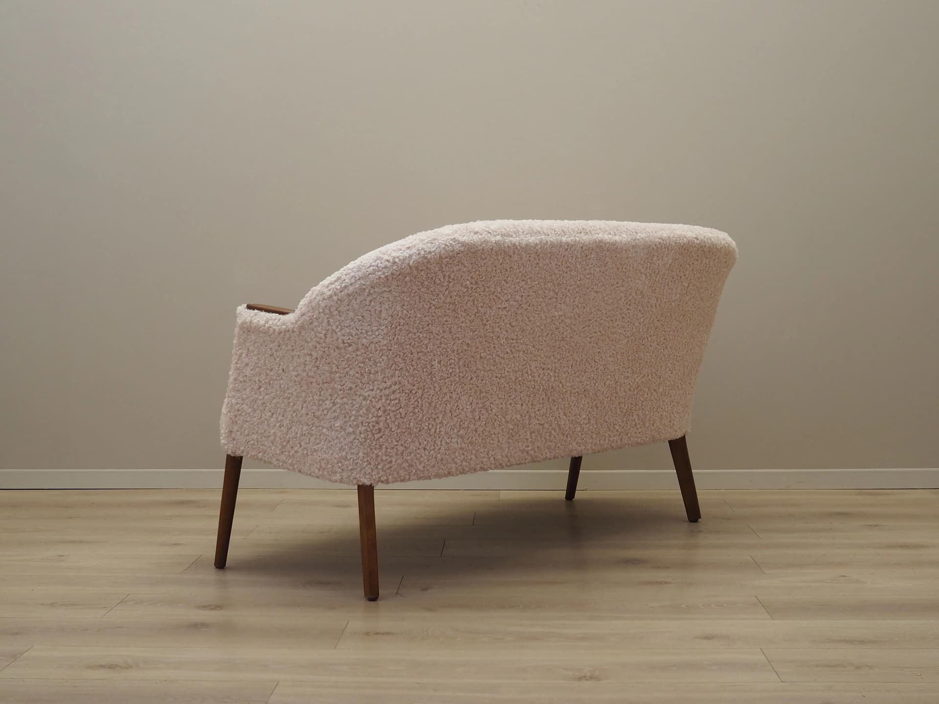 Sofa, beżowy, bouclé, drewno bukowe, Dania, lata 70. - 31608