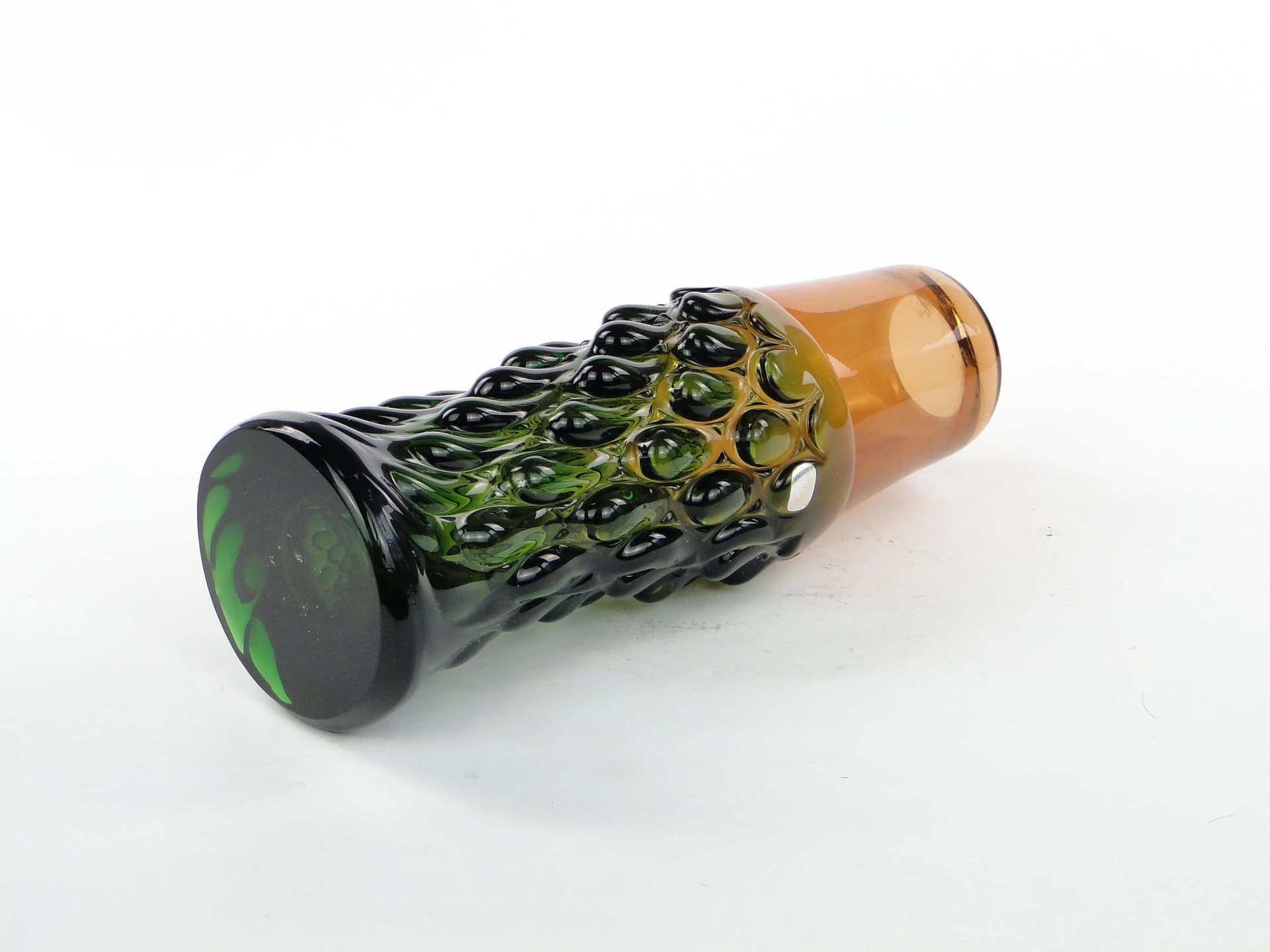 Wazon szyszka, szkło oliwkowe bursztynowe, proj. L. Paleček, Czechosłowacja, lata 60. - 31687