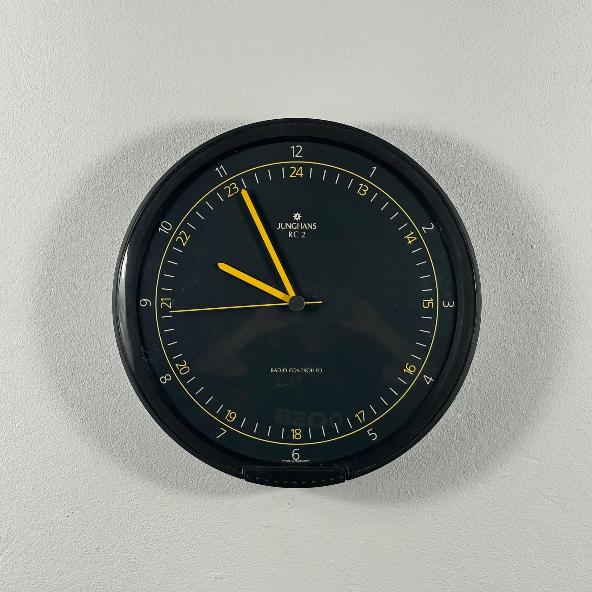Zegar ścienny RC2, czarny, plastik, Junghans, Niemcy, lata 80. - 31883