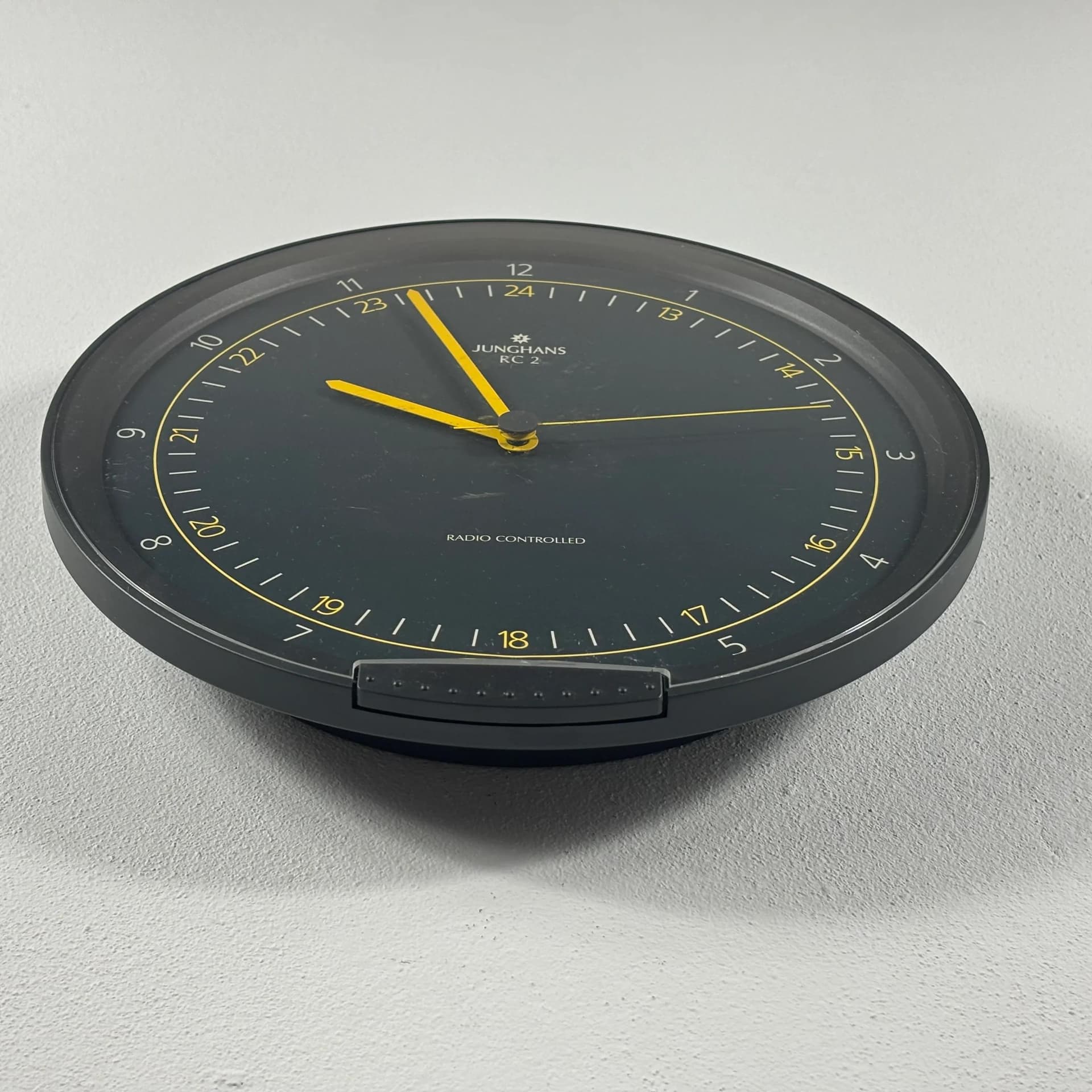 Zegar ścienny RC2, czarny, plastik, Junghans, Niemcy, lata 80. - 31881