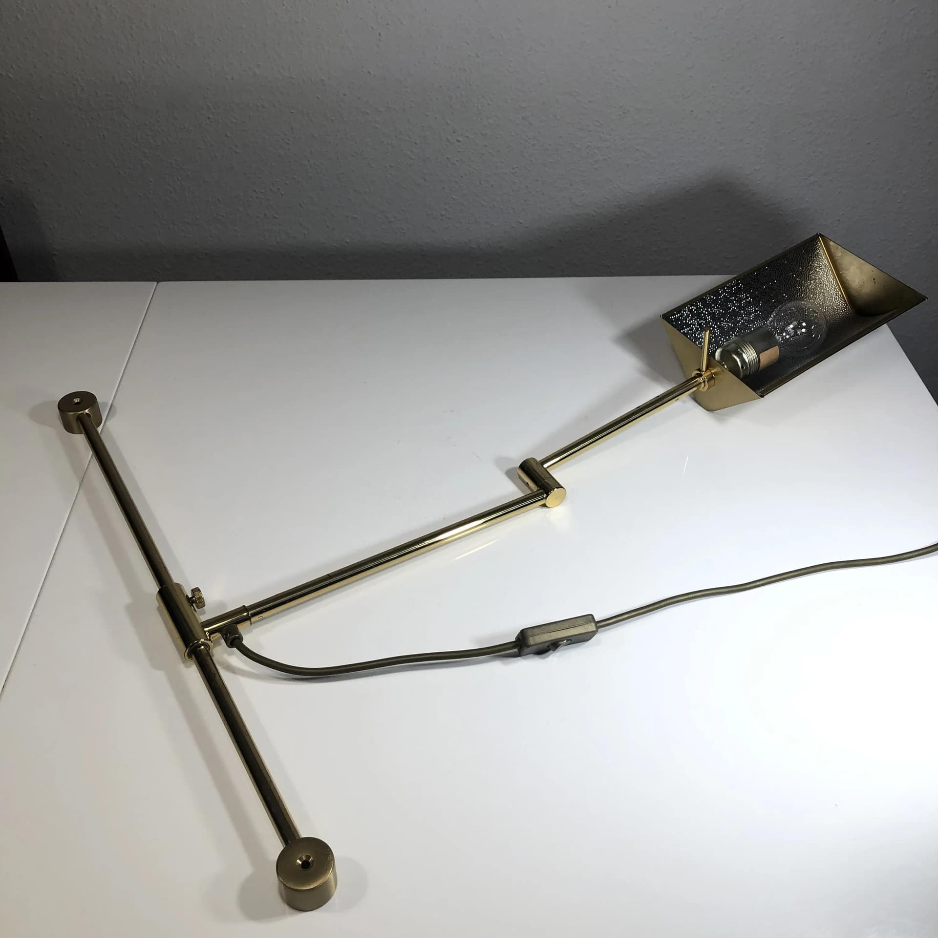 Wall lamp, golden brass, GKS Leuchten, Germany, 1970s. - 32054