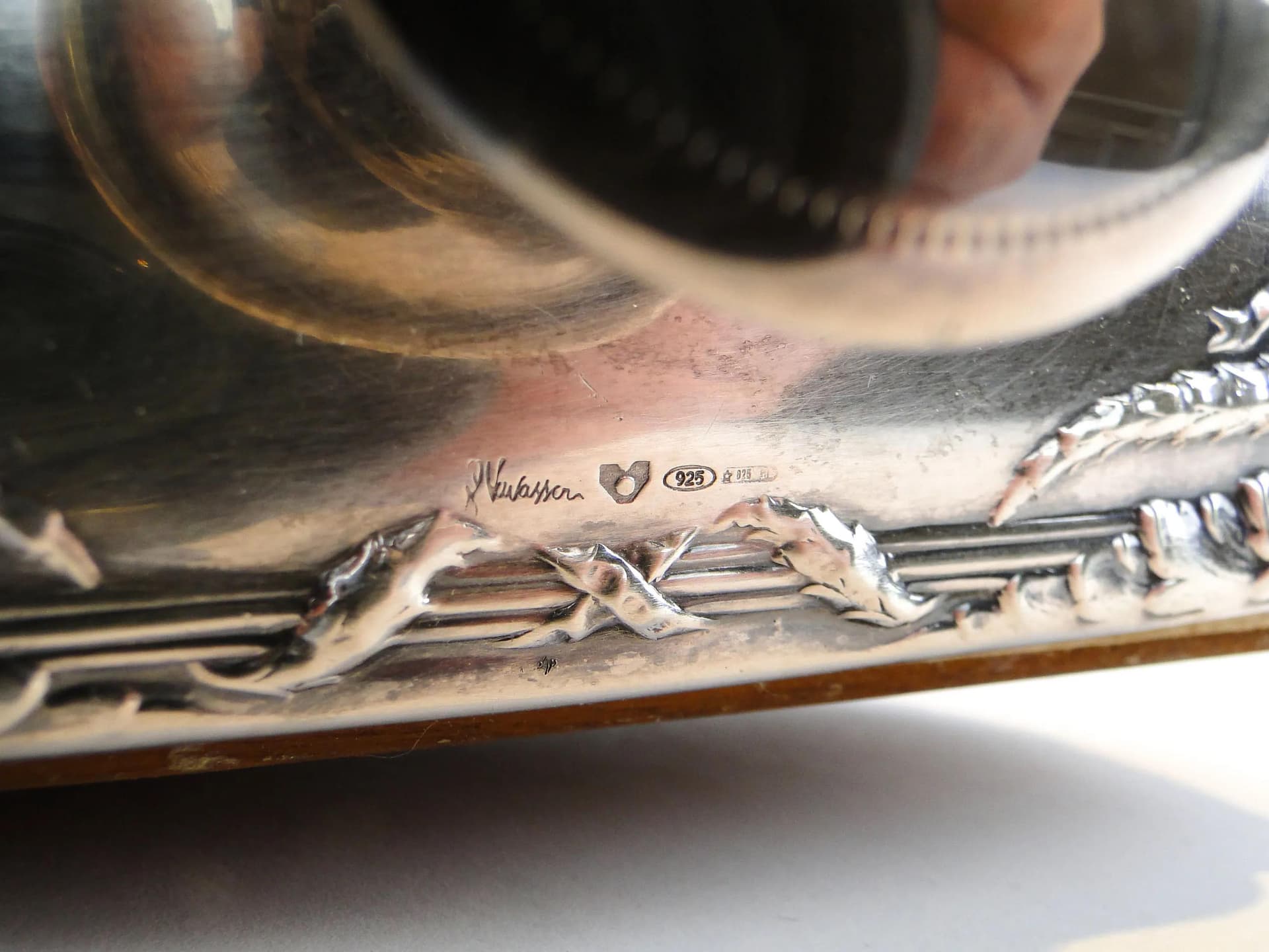 Bibularz z girlandami, mahoń brązowy ciemny, srebro, Włochy, lata 50. - 32325